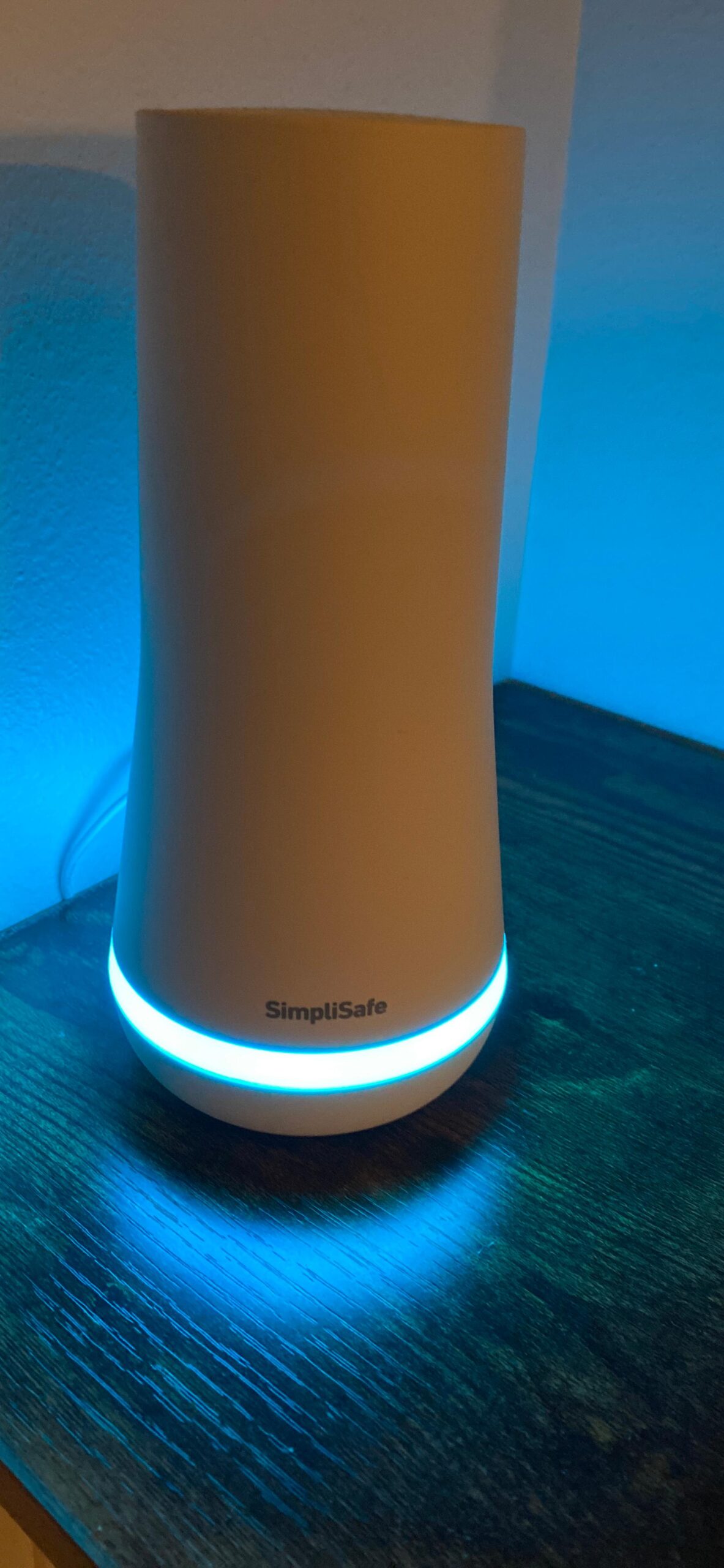 SimpliSafe 8 Piece Wireless Home Security System - Optional 24/7 Professional Monitoring - No Contract - Compatible with Alexa and Google Assistant, White - Customer Photo 4