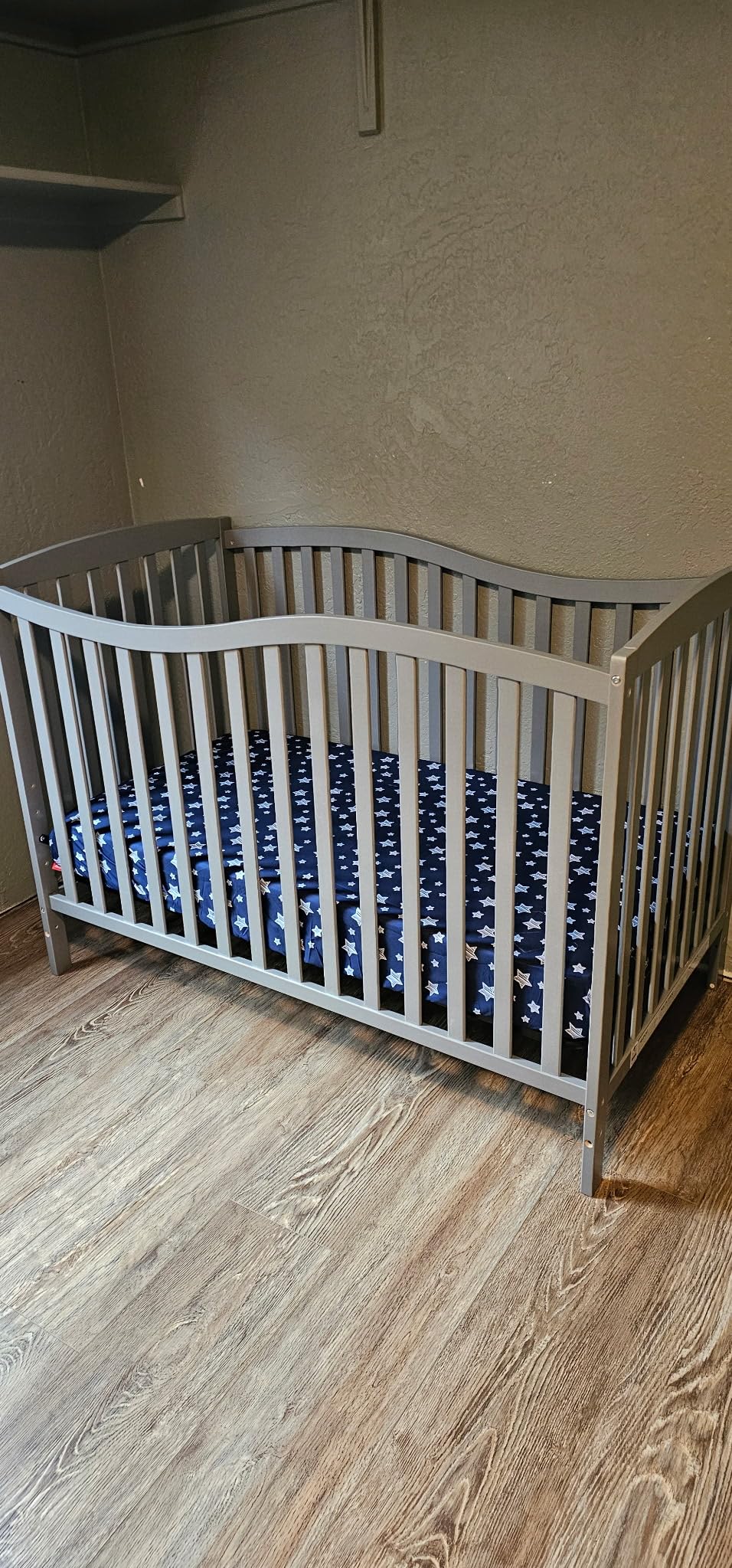 Dream On Me Chelsea 5-in-1 Convertible Full-Size Baby Crib in Steel Grey, GreenGuard Gold & JPMA, Pinewood, 4 Mattress Heights, Converts to Toddler, Day & Full-Size Bed, Modern Classic Nursery - Customer Photo 1