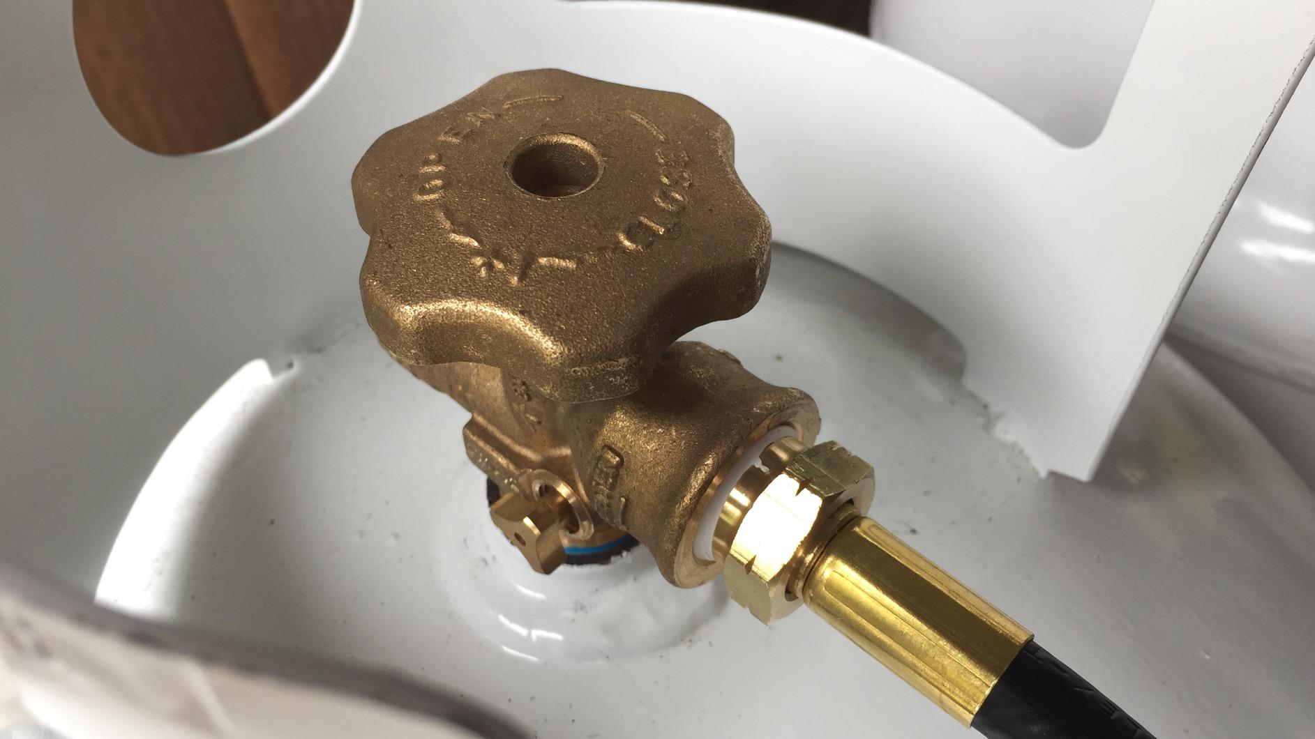 DuroMax XP13000EH 13,000-Watt Dual Fuel Portable Generator - Gas & Propane, Electric Start, Whole Home Backup Power, Transfer Switch Ready, RV & Emergency Ready - Customer Photo 3