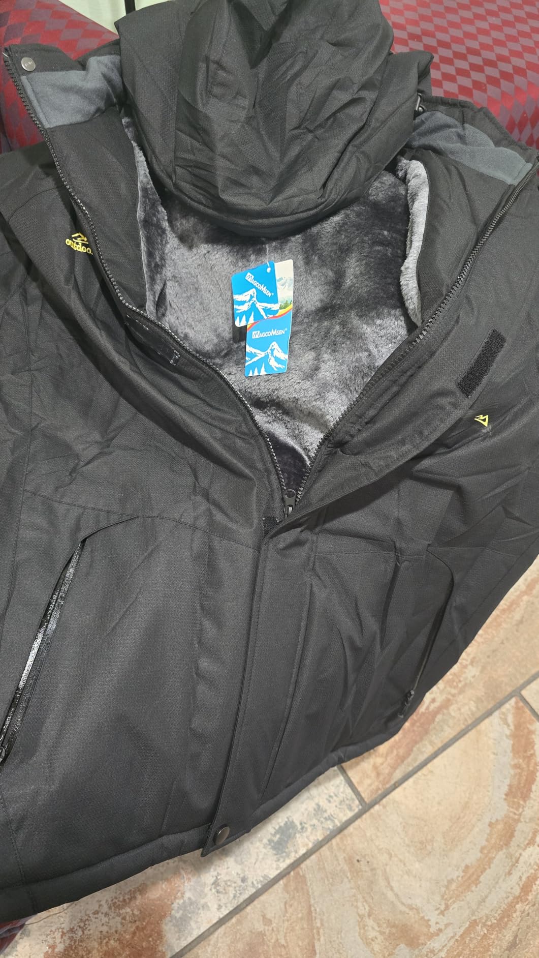 MAGCOMSEN Men's Winter Coats Water Resistant Ski Snow Jacket Warm Fleece Jacket Parka Raincoats With Hood Multi-Pockets - Customer Photo 1