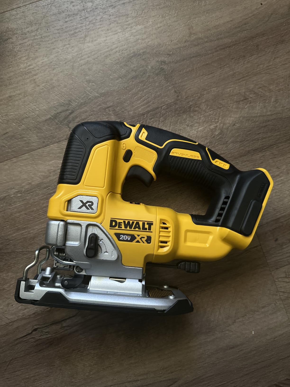 DEWALT 20V MAX XR Jig Saw, 3,200 Blade Speed, Cordless, Brushless Motor, LED Light, Bare Tool Only (DCS334B) Customer Review DEWALT 20V MAX XR Jig Saw, 3,200 Blade Speed, Cordless, Brushless Motor, LED Light, Bare Tool Only (DCS334B) - Customer Photo 2