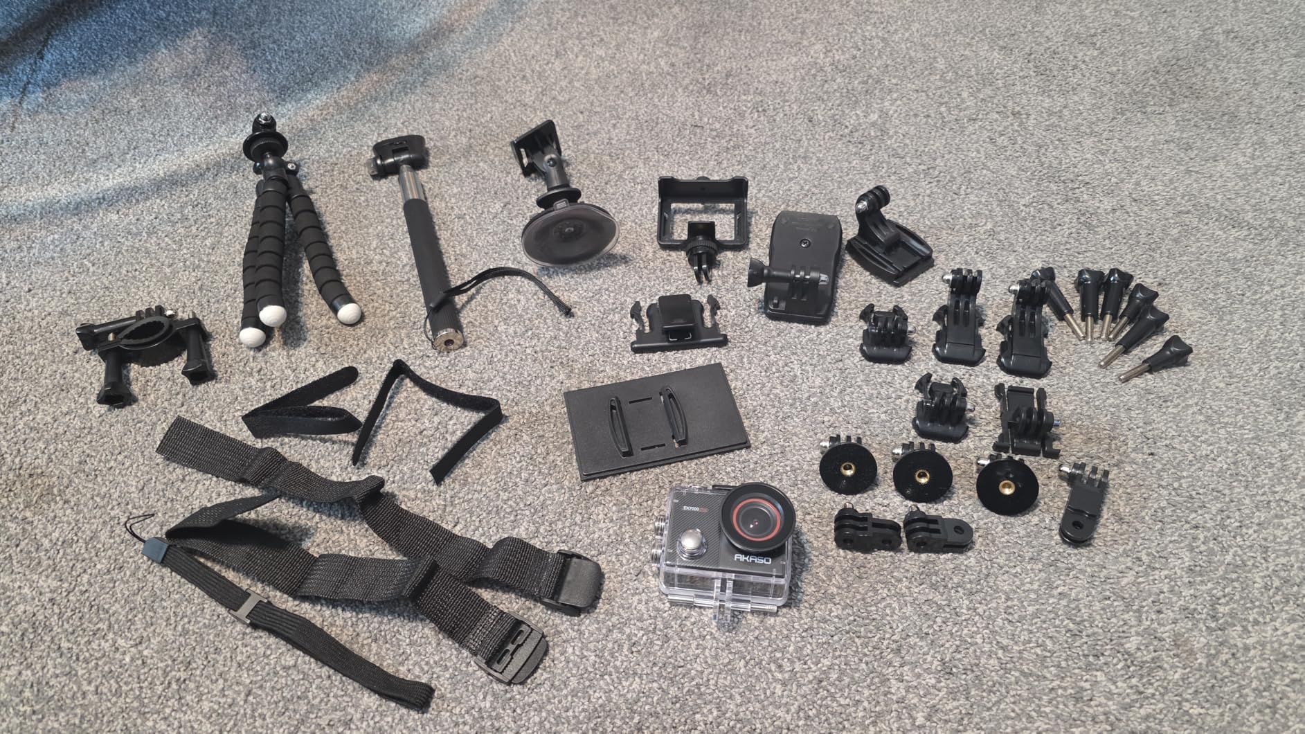 AKASO EK7000 Pro 4K30fps Action Camera with Touch Screen EIS 131ft Waterproof Underwater Camera Remote Control 5X Zoom with Helmet Accessories Kit (Standalone) - Customer Photo 1