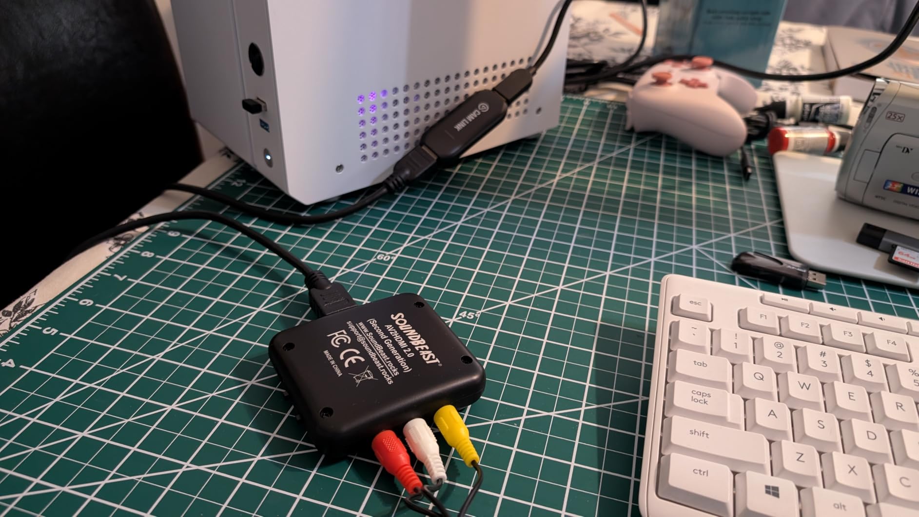 Elgato Cam Link 4K – External Capture Card for DSLR & Camcorder, ActionCam as Webcam, Meet/Stream/Record in 1080p60 or 4K30/4K60, Easy Connect for OBS/Zoom/Discord – HDMI to USB 3.0, PC/Mac/iPad Customer Review Elgato Cam Link 4K – External Capture Card for DSLR & Camcorder, ActionCam as Webcam, Meet/Stream/Record in 1080p60 or 4K30/4K60, Easy Connect for OBS/Zoom/Discord – HDMI to USB 3.0, PC/Mac/iPad - Customer Photo 2