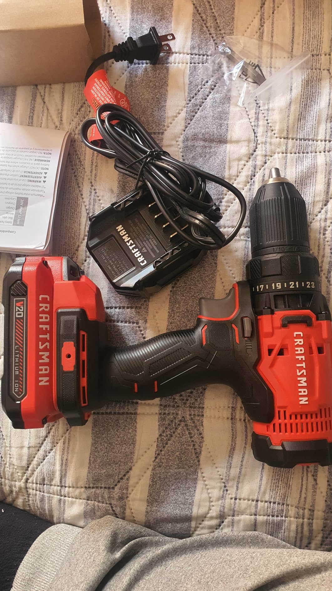 CRAFTSMAN V20 Cordless Drill/Driver Kit, 1/2 inch, Battery and Charger Included (CMCD700C1) Customer Review CRAFTSMAN V20 Cordless Drill/Driver Kit, 1/2 inch, Battery and Charger Included (CMCD700C1) - Customer Photo 1