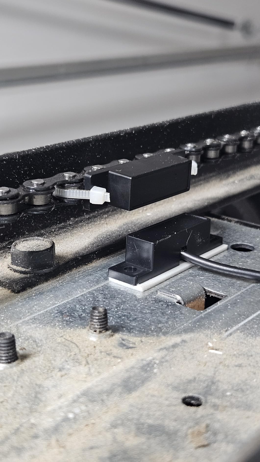 meross Smart WiFi Garage Door Opener Remote, App Control, Works with Alexa, Google Assistant and SmartThings, No Hub Needed(Non HomeKit Versions) Customer Review meross Smart WiFi Garage Door Opener Remote, App Control, Works with Alexa, Google Assistant and SmartThings, No Hub Needed(Non HomeKit Versions) - Customer Photo 1