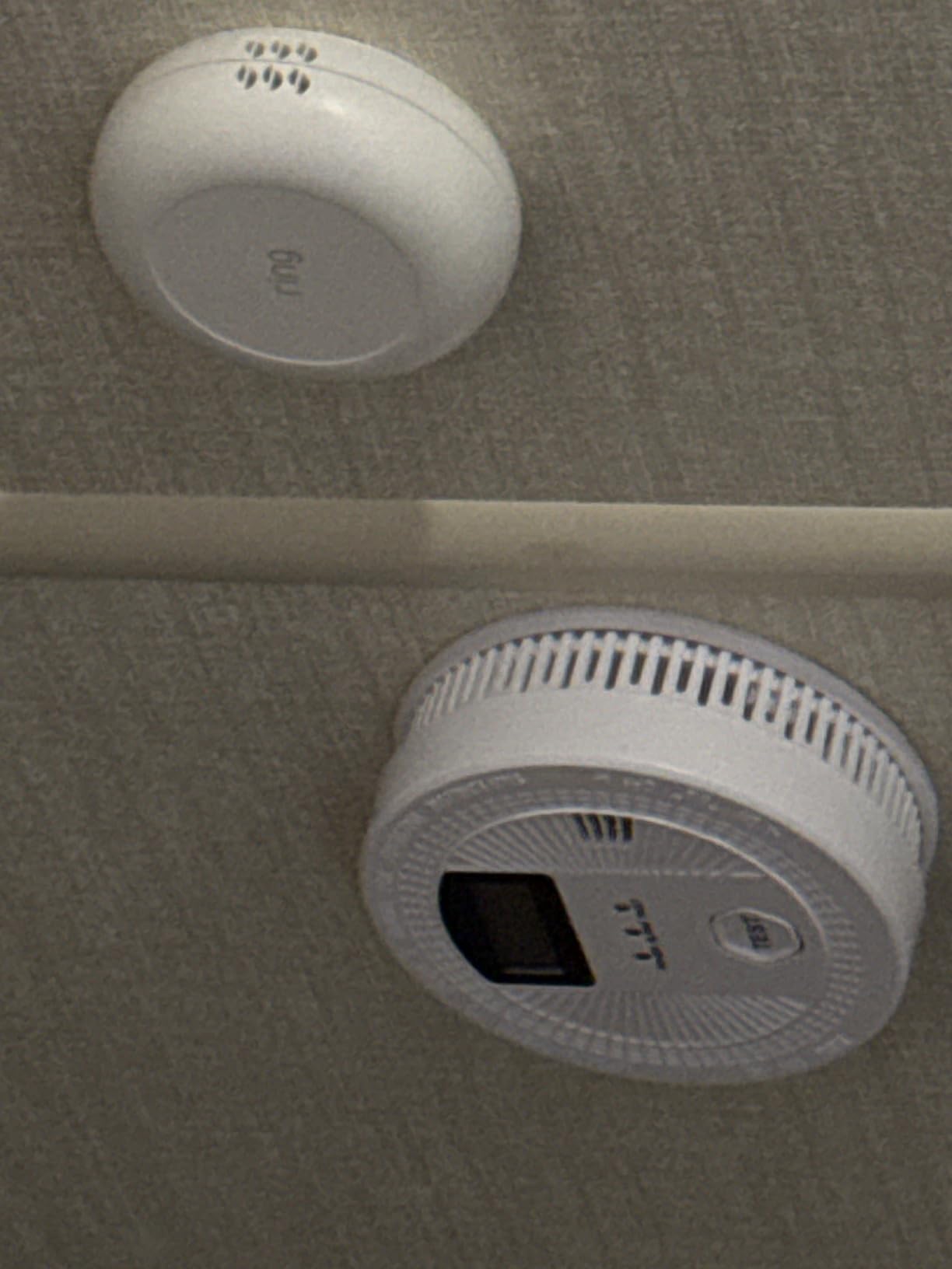 Ring Alarm Smoke & CO Listener | Mobile App Notifications for Existing Smoke/CO Detectors | Base Station Required - Customer Photo 2