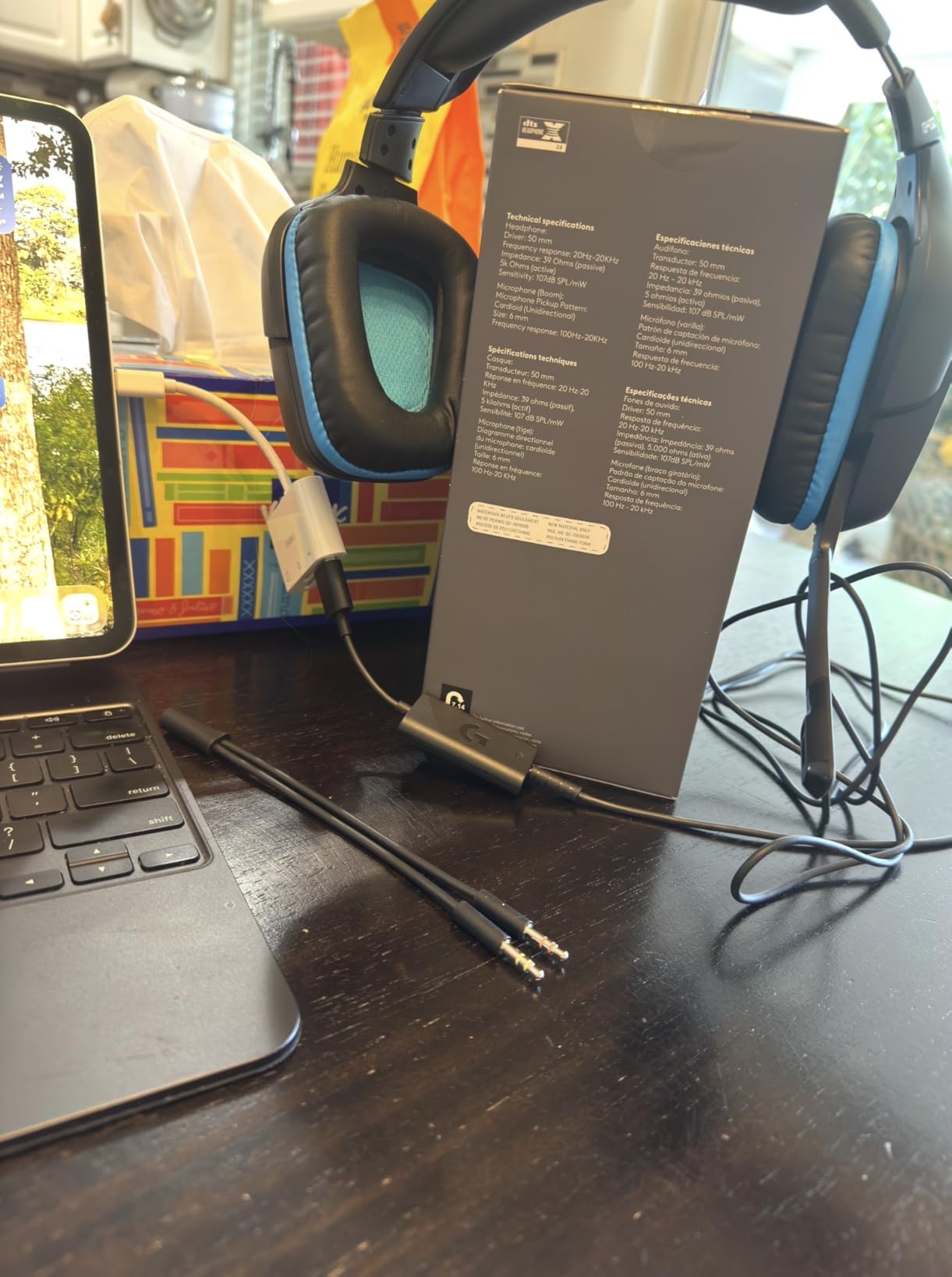 Logitech G432 Wired Gaming Headset, 7.1 Surround Sound, DTS Headphone:X 2.0, Flip-to-Mute Mic, PC (Leatherette) Black/Blue Customer Review Logitech G432 Wired Gaming Headset, 7.1 Surround Sound, DTS Headphone:X 2.0, Flip-to-Mute Mic, PC (Leatherette) Black/Blue - Customer Photo 1