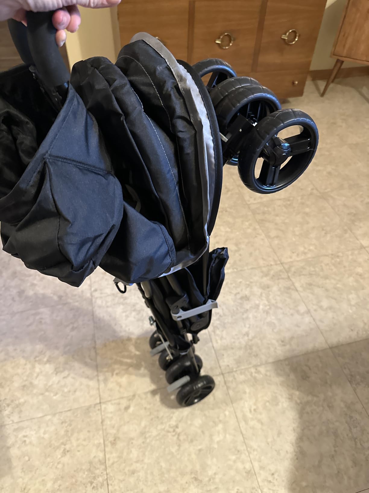 Ingenuity 3D Mini Convenience Stroller – Lightweight Stroller with Compact Fold, Multi-Position Recline, Canopy with Pop Out Sun Visor and More – Umbrella Stroller for Travel and More, Gray - Customer Photo 1