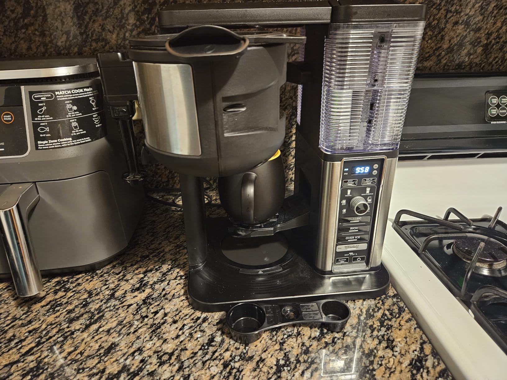 Ninja Specialty Coffee Maker, Hot & Iced Coffee, 6 Brew Styles, 8 Sizes, Small Cup to Travel Mug, 10-Cup Carafe, Fold-Away Frother, Permanent Filter, Removable Reservoir, Black, CM401 Customer Review Ninja Specialty Coffee Maker, Hot & Iced Coffee, 6 Brew Styles, 8 Sizes, Small Cup to Travel Mug, 10-Cup Carafe, Fold-Away Frother, Permanent Filter, Removable Reservoir, Black, CM401 - Customer Photo 1