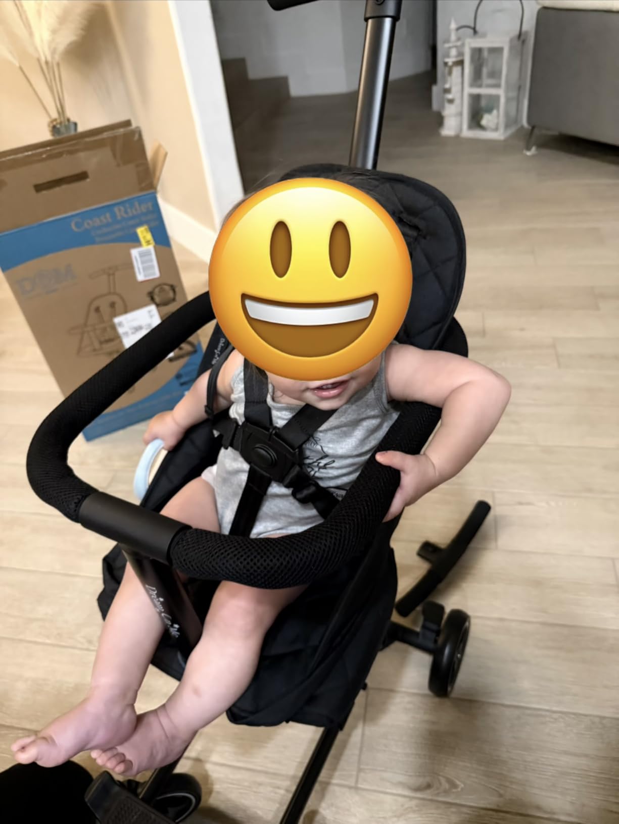 Dream On Me Lightweight and Compact Coast Rider Stroller with One Hand Easy Fold, Adjustable Handles and Soft Ride Wheels, Black - Customer Photo 1