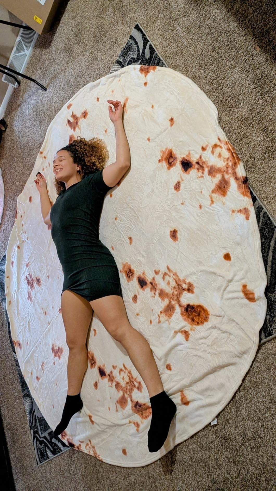 Admitrack Burrito Tortilla Blanket, Double Sided Super Soft Flannel Throw, Gag Novelty Tortilla White Elephant Gift for Christmas Adults Kids Couples Parties - Customer Photo 3