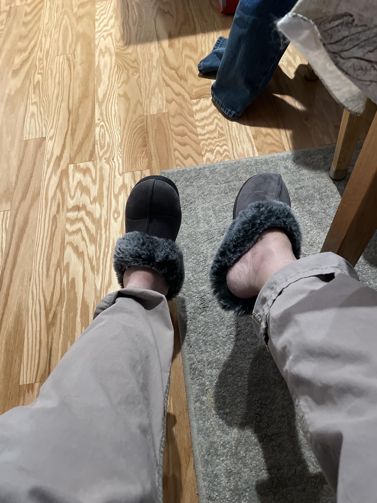 HomeTop Women's Classic Microsuede Memory Foam Slippers Durable Rubber Sole with Warm Faux Fur Collar - Customer Photo 1