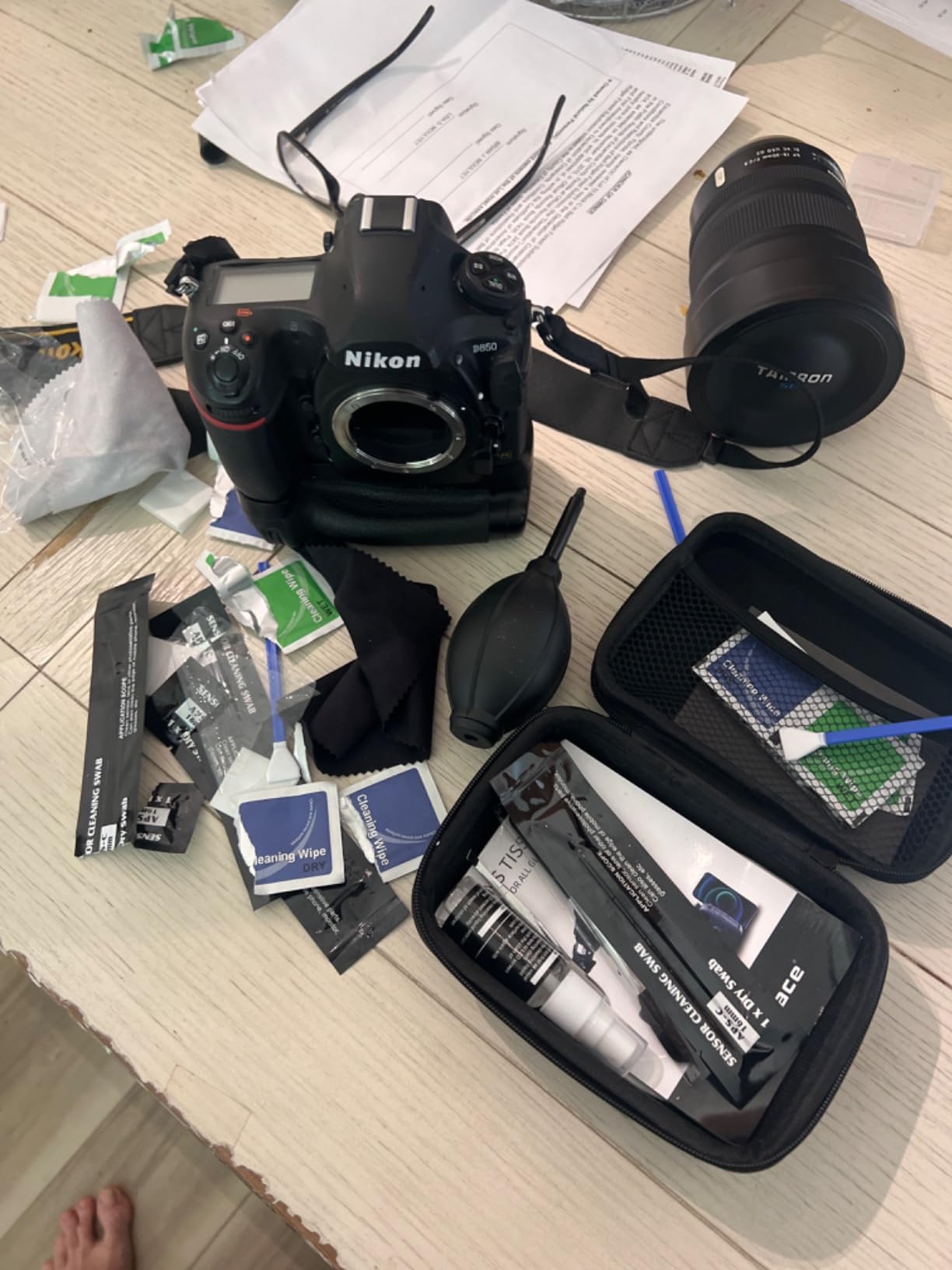 Professional Camera Cleaning Kit (with Waterproof Case),Including Cleaning Solution/5 APS-C Cleaning Swabs/Lens Pen/Air Blower/Cleaning Cloth for DSLR Cameras(Canon,Nikon,Sony) - Customer Photo 4