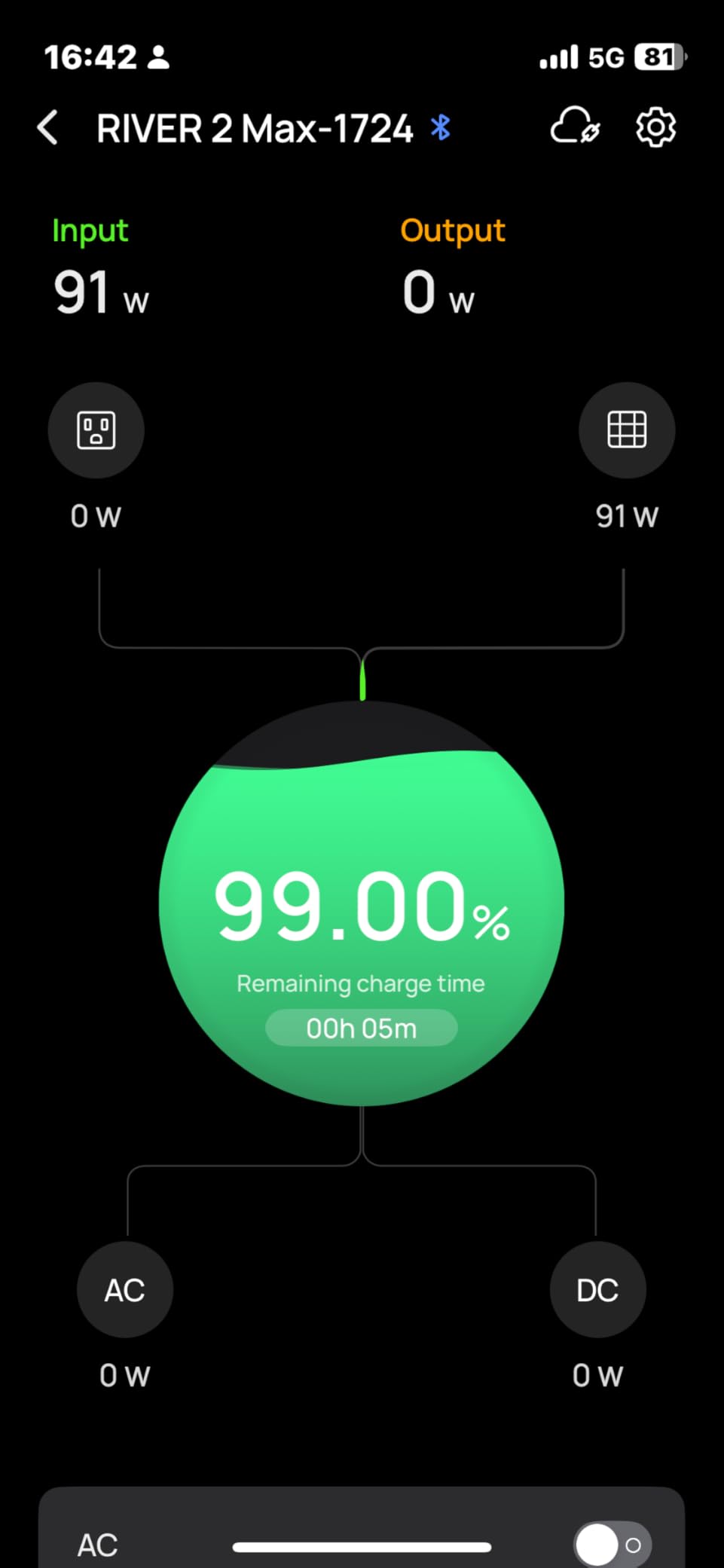 DOKIO 150W Portable Foldable Solar Panel Kit, Compact 21x20in Design 7.3lb with Standalone Controller and USB, Monocrystalline Charger for 12V Batteries, Power Stations, RV Camping Emergency Use - Customer Photo 1