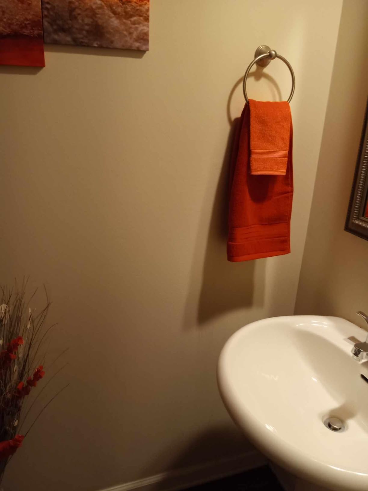 Belizzi Home 4 Pack Bath Towel Set 27x54, 100% Ring Spun Cotton, Ultra Soft Highly Absorbent Machine Washable Hotel Spa Quality Bath Towels for Bathroom, 4 Bath Towels Black - Customer Photo 5