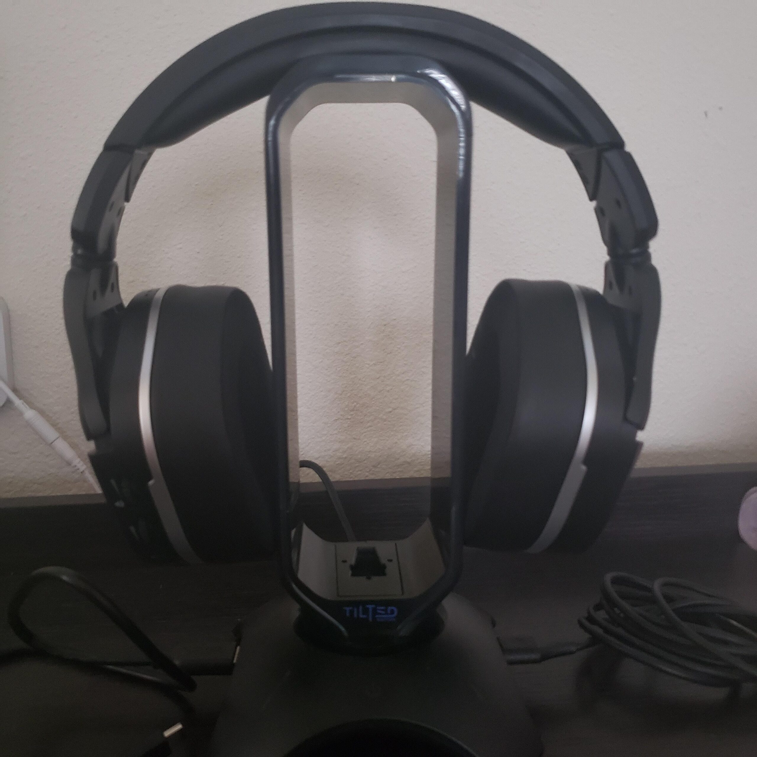 Tilted Nation Gaming Headset Stand | RGB Headphone Stand for Desk with Mouse Bungee and USB Hub (Cool and Clean Setup) Gaming Headset Holder - Perfect Gamer Gift Accessory - Customer Photo 2