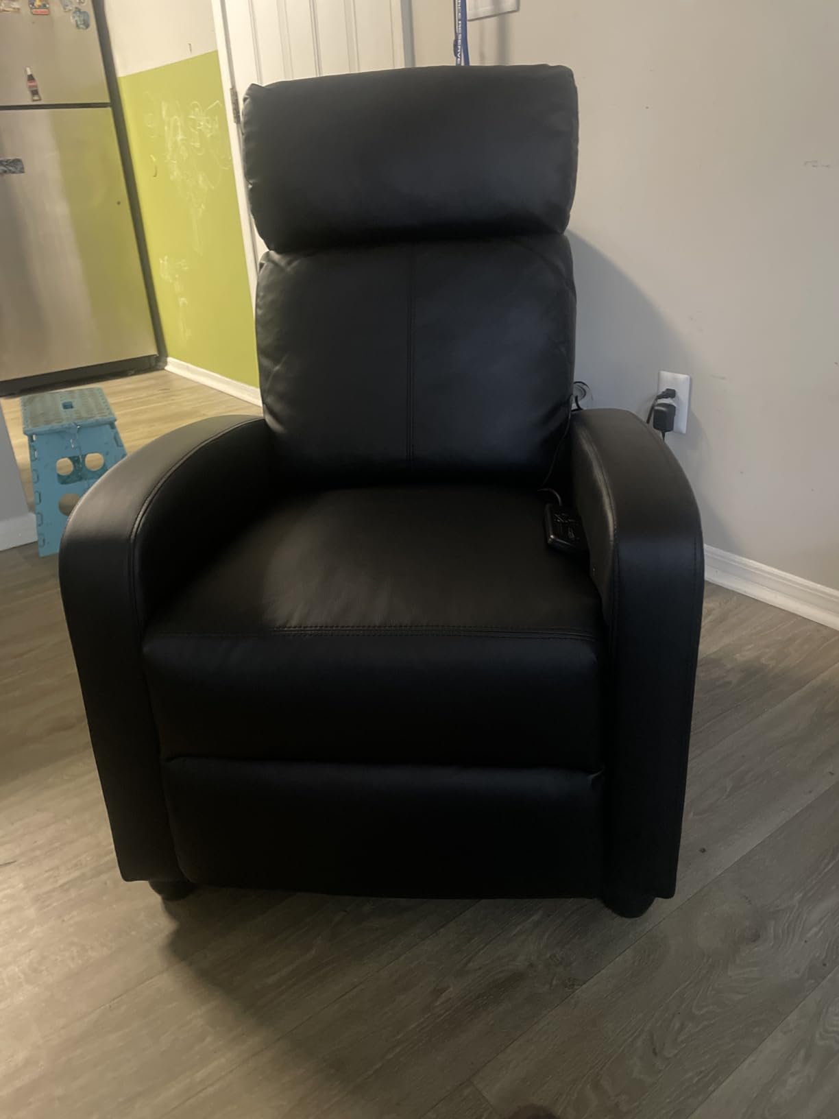 BestMassage | Recliner Chair | with 2 Point Massage Function | Black | with Lumbar Support, Adjustable Push Back, Wide Armrests, Footrest & Padded Seat | Easy Assembly | for Living Room, Home Theatre - Customer Photo 1