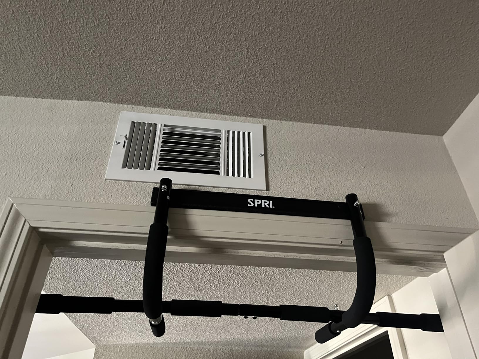 SPRI Pull Up Bar - 8-Grip and 12-Grip Door Frame Mounting Pull-Up Bar for Versatile Workouts - Rugged Steel Frame with Foam Handles - Supports 300 Pounds - Fits Door Frames Up to 32 in. Wide – Black - Customer Photo 2