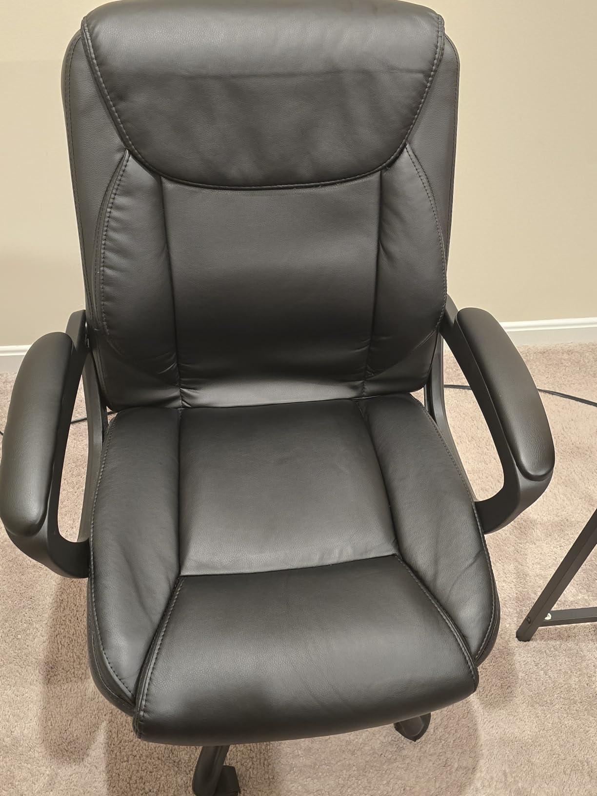 Amazon Basics Classic Puresoft PU Padded Mid-Back Height Adjustable Office Computer Desk Chair with Armrest, 26