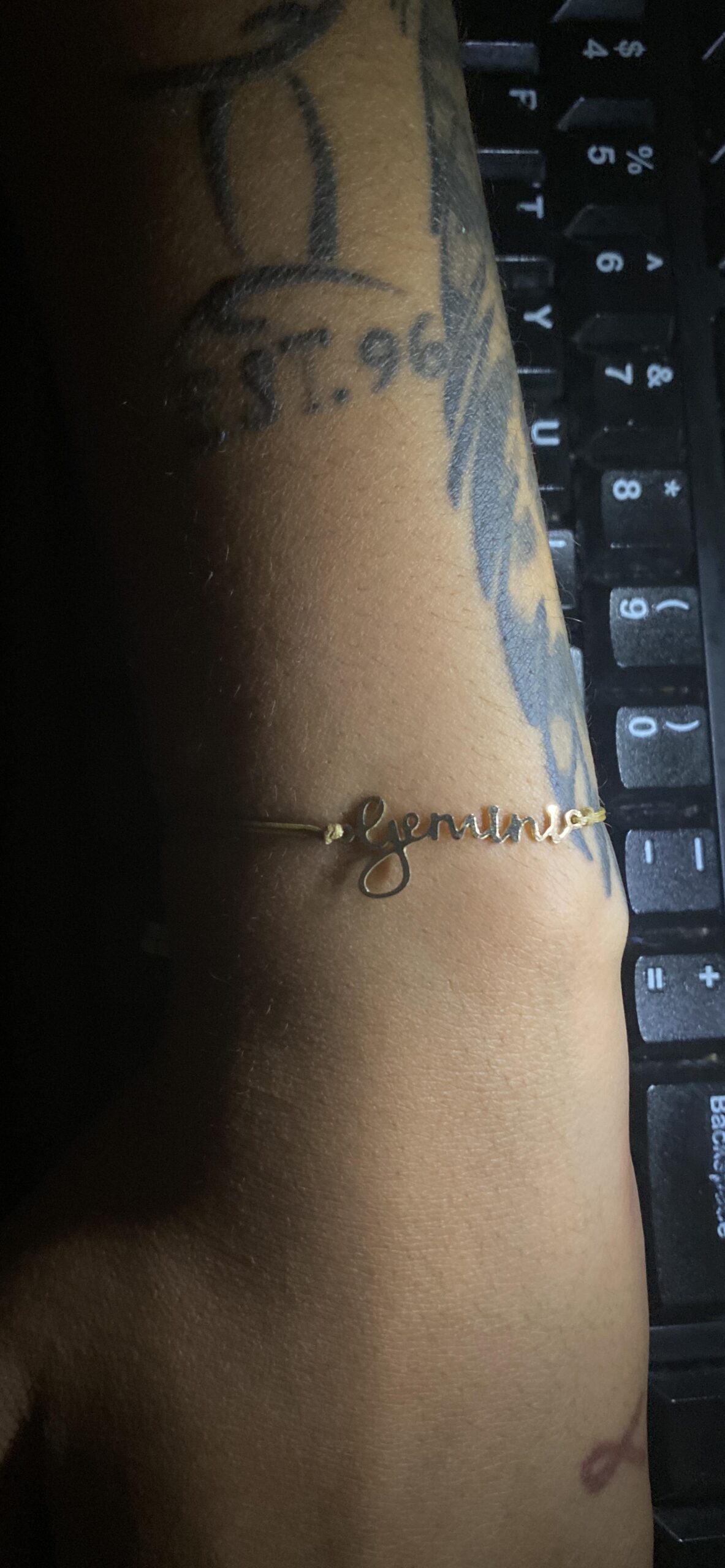 Lucky Feather Zodiac Bracelet - 14K Gold-Dipped Zodiac Constellation Celestial Sign Bracelet - Birthday Gifts for Women and Teenagers on Adjustable 7