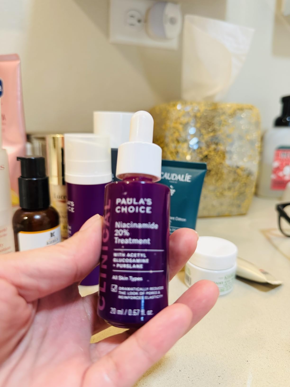 Paula's Choice CLINICAL 20% Niacinamide Vitamin B3 Concentrated Face Serum, Anti-Aging Serum for Face, Treatment for Discoloration & Minimizing Large Pores, Fragrance-Free, 0.67oz Customer Review Paula's Choice CLINICAL 20% Niacinamide Vitamin B3 Concentrated Face Serum, Anti-Aging Serum for Face, Treatment for Discoloration & Minimizing Large Pores, Fragrance-Free, 0.67oz - Customer Photo 2