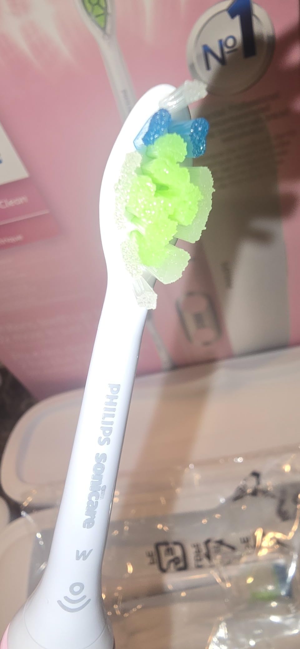 Philips Sonicare ProtectiveClean 6500 Rechargeable Electric Toothbrush, with Pressure Sensor, 3 Cleaning Modes, SmarTimer and QuadPacer, 14-Day Battery Life, Charging Travel Case, White, HX6462/05 - Customer Photo 2