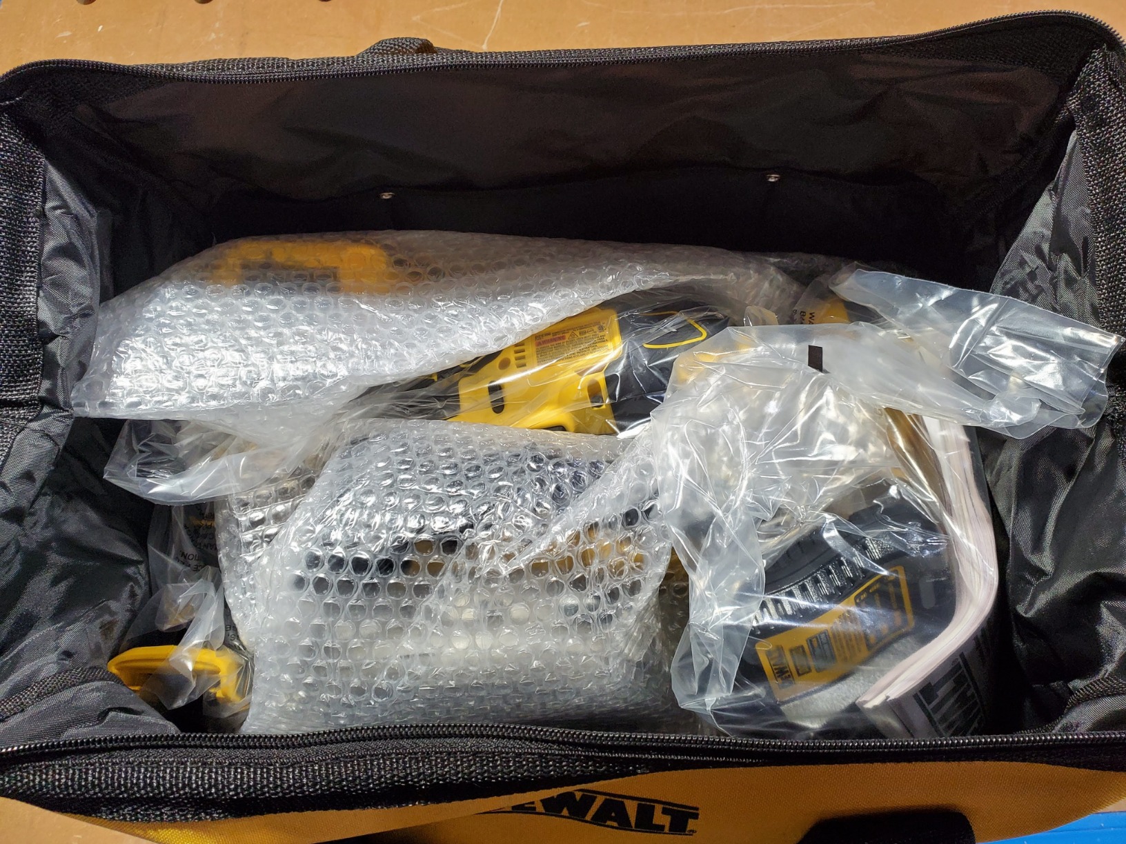 DEWALT Tools 5 Tool Power Tool Combo Kit, Cordless Drill Impact Driver Saw Oscillating Multi-tool Set with 20V MAX Battery and Charger (DCK551D1M1) - Customer Photo 5