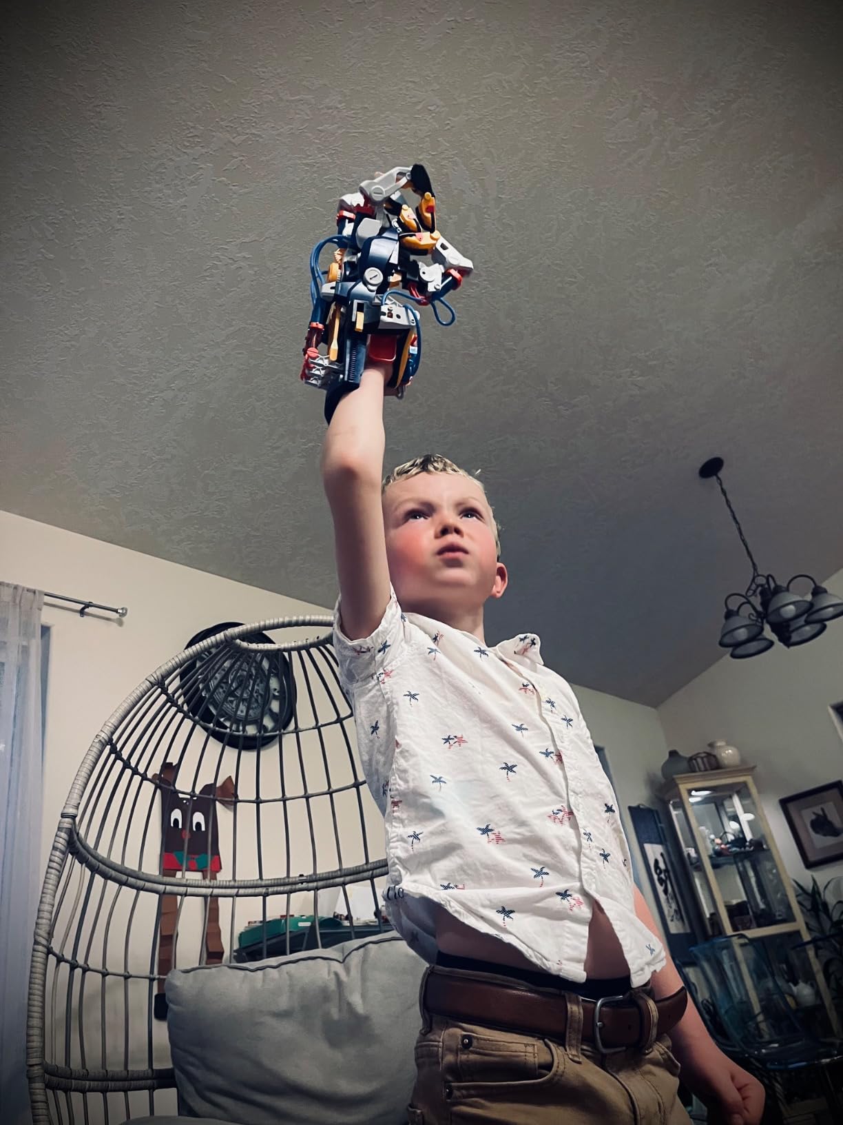 Thames & Kosmos Mega Cyborg Hand STEM Experiment Kit | Build Your Own GIANT Hydraulic Amazing Gripping Capabilities Adjustable for Different Sizes Learn Pneumatic Systems - Customer Photo 4