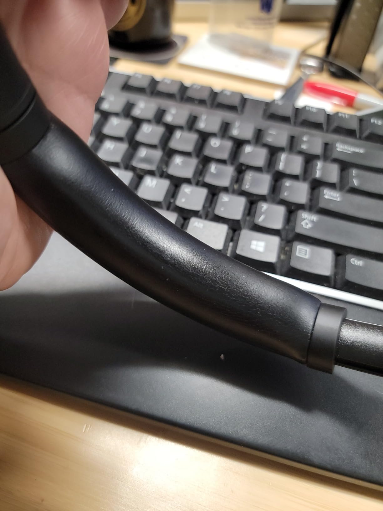 Sony WH-1000XM4 Wireless Premium Noise Canceling Overhead Headphones with Mic for Phone-Call and Alexa Voice Control, Silver WH1000XM4 - Customer Photo 2