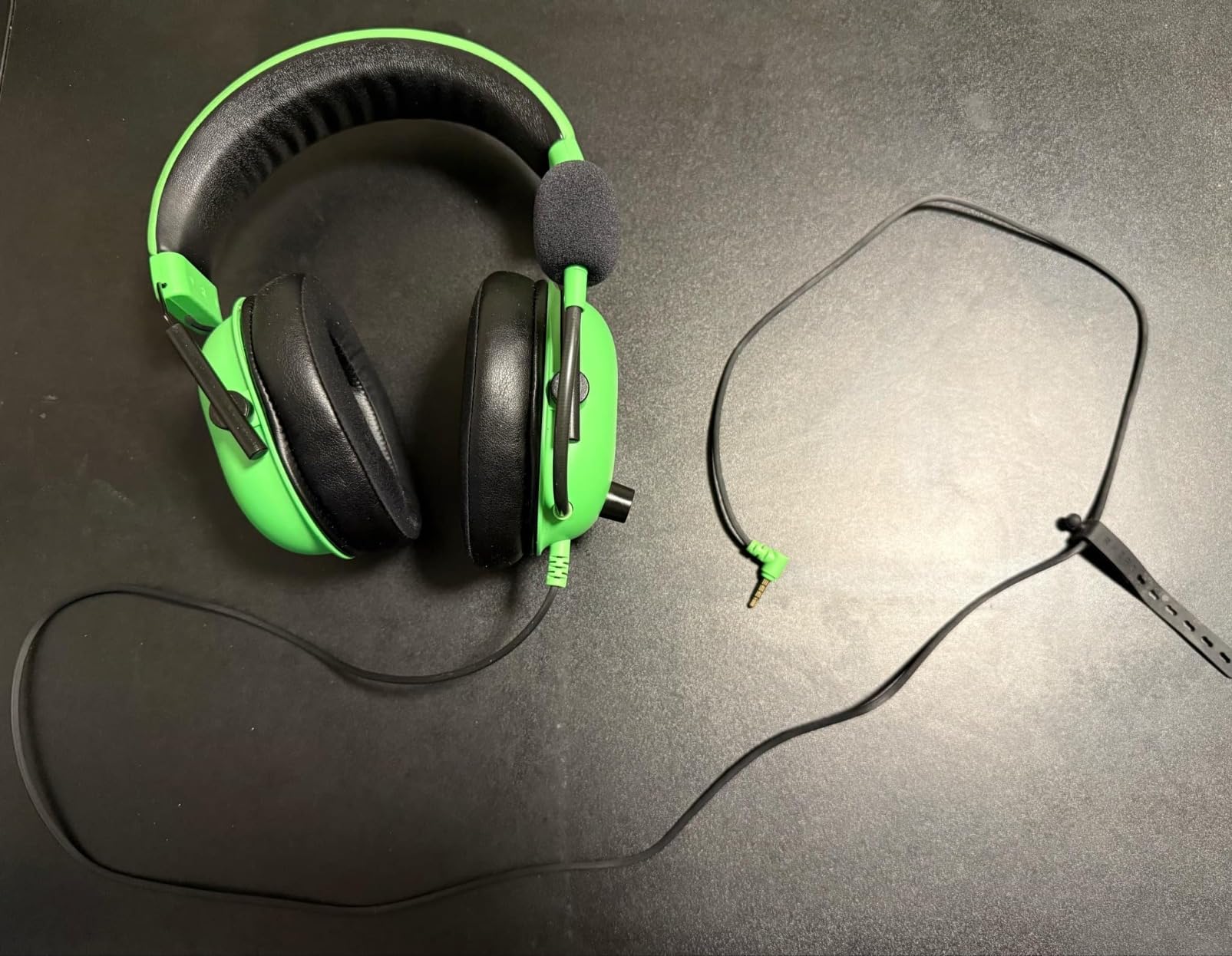 Razer BlackShark V2 X Gaming Headset: 7.1 Surround Sound - 50mm Drivers - Memory Foam Cushion - For PC, PS4, PS5, Switch - 3.5mm Audio Jack - Black Customer Review Razer BlackShark V2 X Gaming Headset: 7.1 Surround Sound - 50mm Drivers - Memory Foam Cushion - For PC, PS4, PS5, Switch - 3.5mm Audio Jack - Black - Customer Photo 4