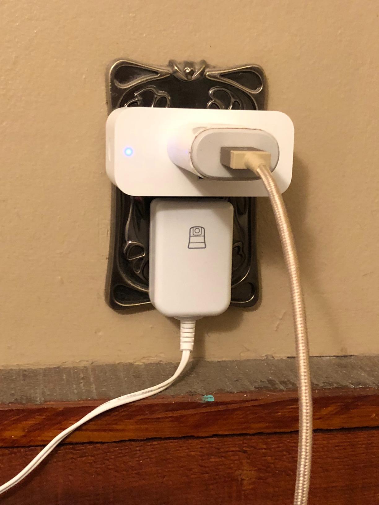 Amazon Smart Plug | Works with Alexa | Simple setup, endless possibilities Customer Review Amazon Smart Plug | Works with Alexa | Simple setup, endless possibilities - Customer Photo 1