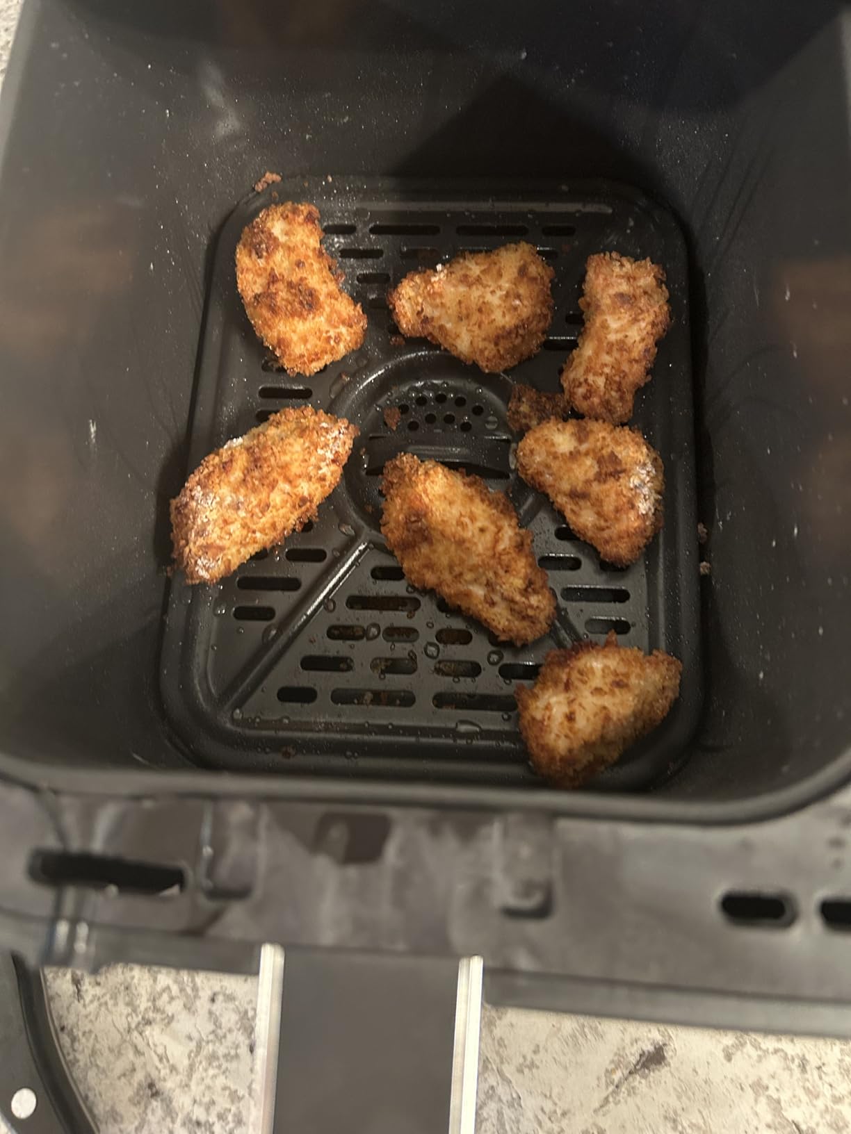 Ninja DZ201 Foodi 8 Quart 6-in-1 DualZone 2-Basket Air Fryer with 2 Independent Frying Baskets, Match Cook & Smart Finish to Roast, Broil, Dehydrate & More for Quick, Easy Meals, Grey Customer Review Ninja DZ201 Foodi 8 Quart 6-in-1 DualZone 2-Basket Air Fryer with 2 Independent Frying Baskets, Match Cook & Smart Finish to Roast, Broil, Dehydrate & More for Quick, Easy Meals, Grey - Customer Photo 1