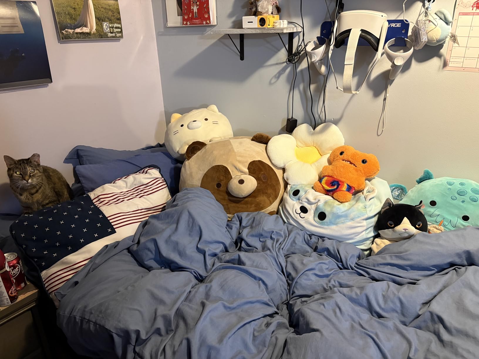 Bedsure Comforter Duvet Insert - Quilted Comforters Queen Size, All Season Duvet, GentleSoft Down Alternative Bedding, with 8 Tabs, Gifts for Women/Men, Black, Queen 88 x 88 Inches Customer Review Bedsure Comforter Duvet Insert - Quilted Comforters Queen Size, All Season Duvet, GentleSoft Down Alternative Bedding, with 8 Tabs, Gifts for Women/Men, Black, Queen 88 x 88 Inches - Customer Photo 4