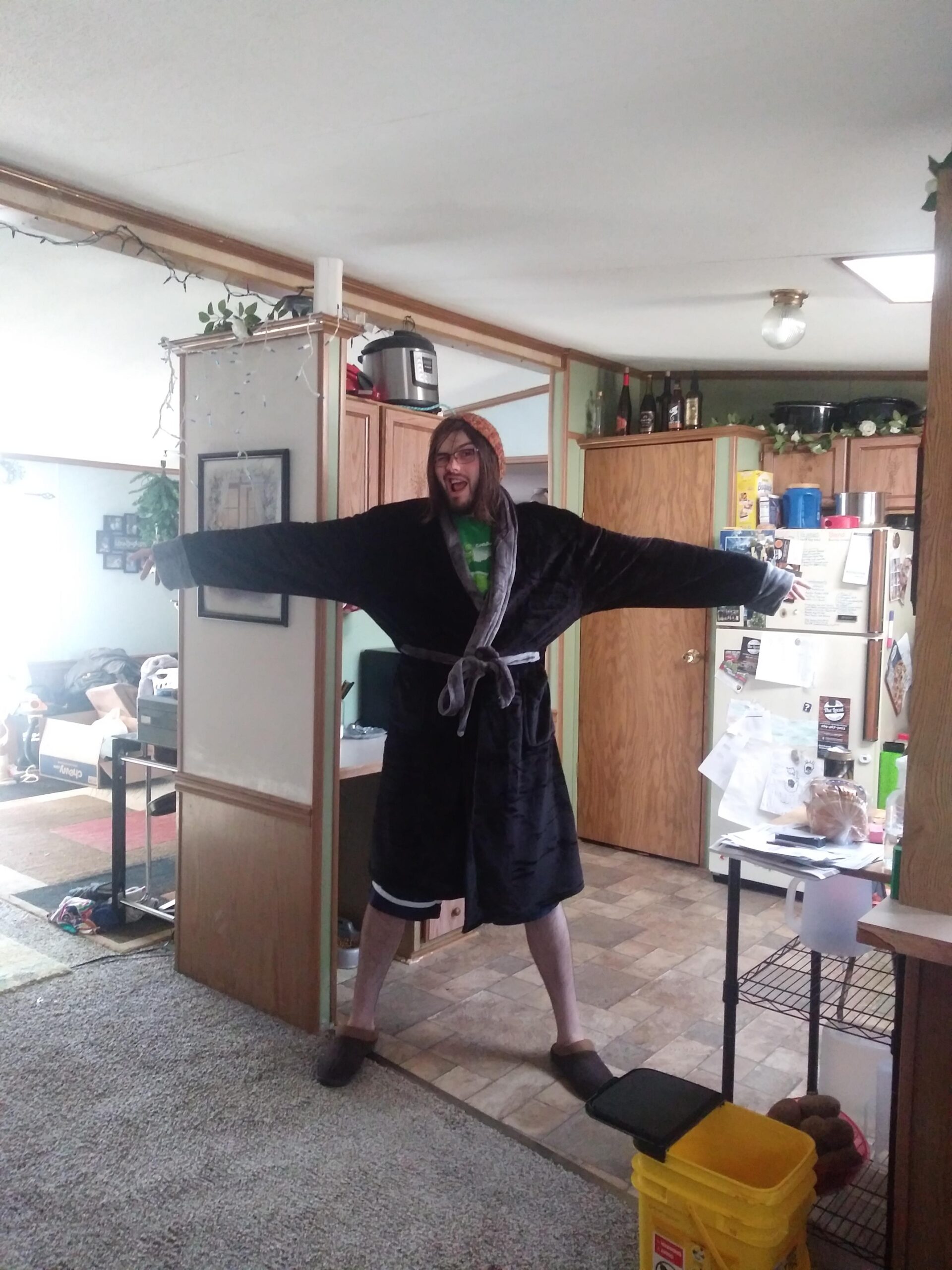 PAVILIA Mens Soft Robe | Warm Fleece Robes for Men, Soft Spa Bathrobe with Shawl Collar and Pockets Customer Review PAVILIA Mens Soft Robe | Warm Fleece Robes for Men, Soft Spa Bathrobe with Shawl Collar and Pockets - Customer Photo 2