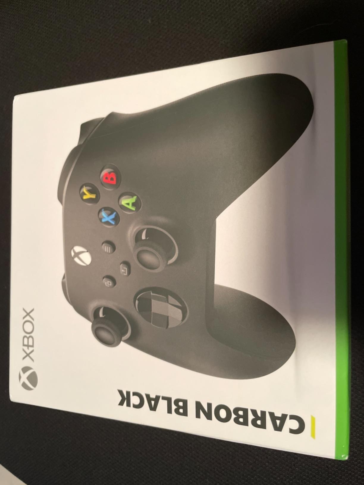 Xbox Core Wireless Controller – Carbon Black - Customer Photo 2