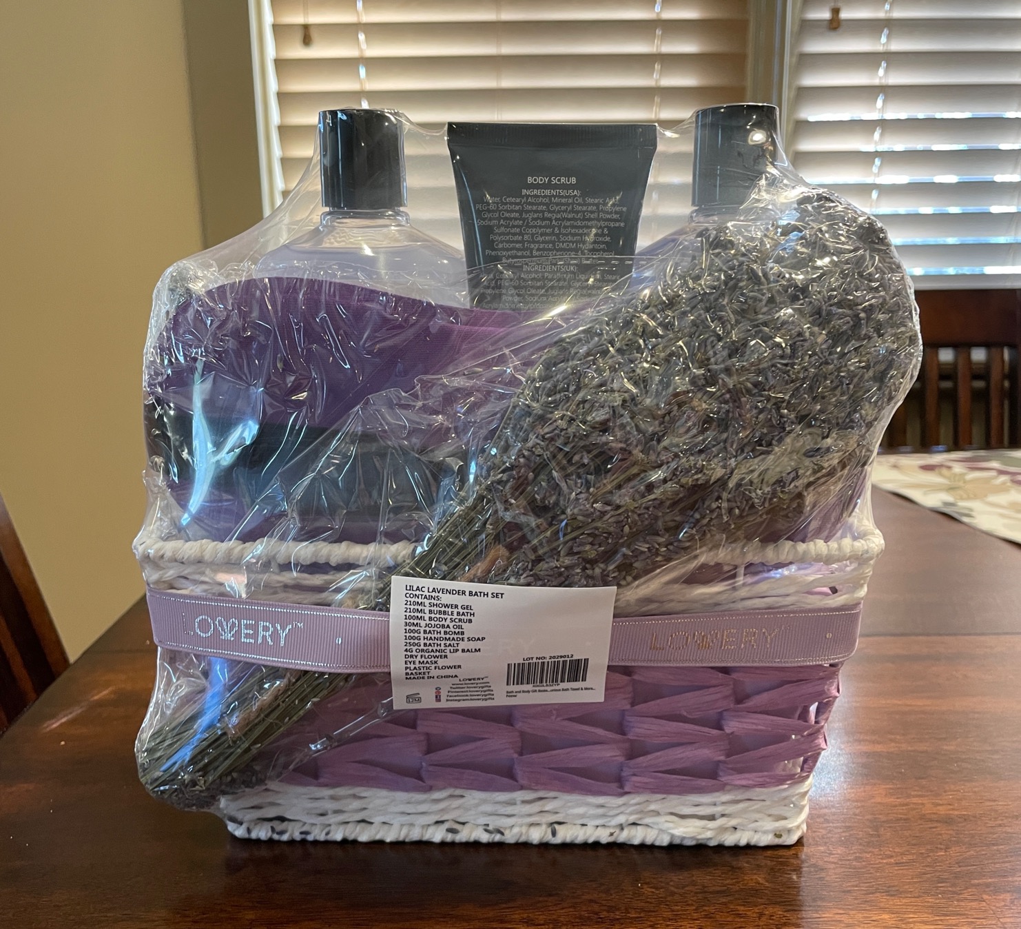 Womens Christmas Gifts – Holiday Gift Baskets for Women, Spa Gifts for Women Who Have Everything – Bath and Body Gifts for Mom, Her Lavender & Lilac Bath Set Soap, Bath Bomb, Jojoba Oil, Lip Balm - Customer Photo 1