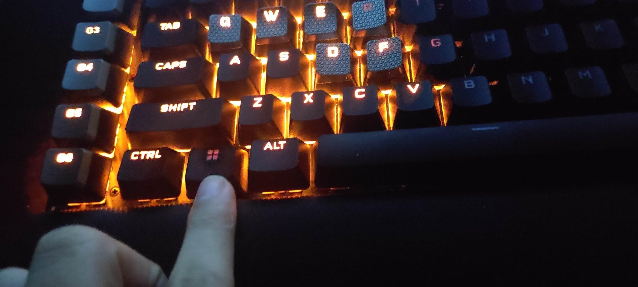 Corsair K100 RGB Optical-Mechanical Wired Gaming Keyboard - OPX Switches - PBT Double-Shot Keycaps - Elgato Stream Deck and iCUE Compatible - QWERTY NA Layout - Black - Customer Photo 1