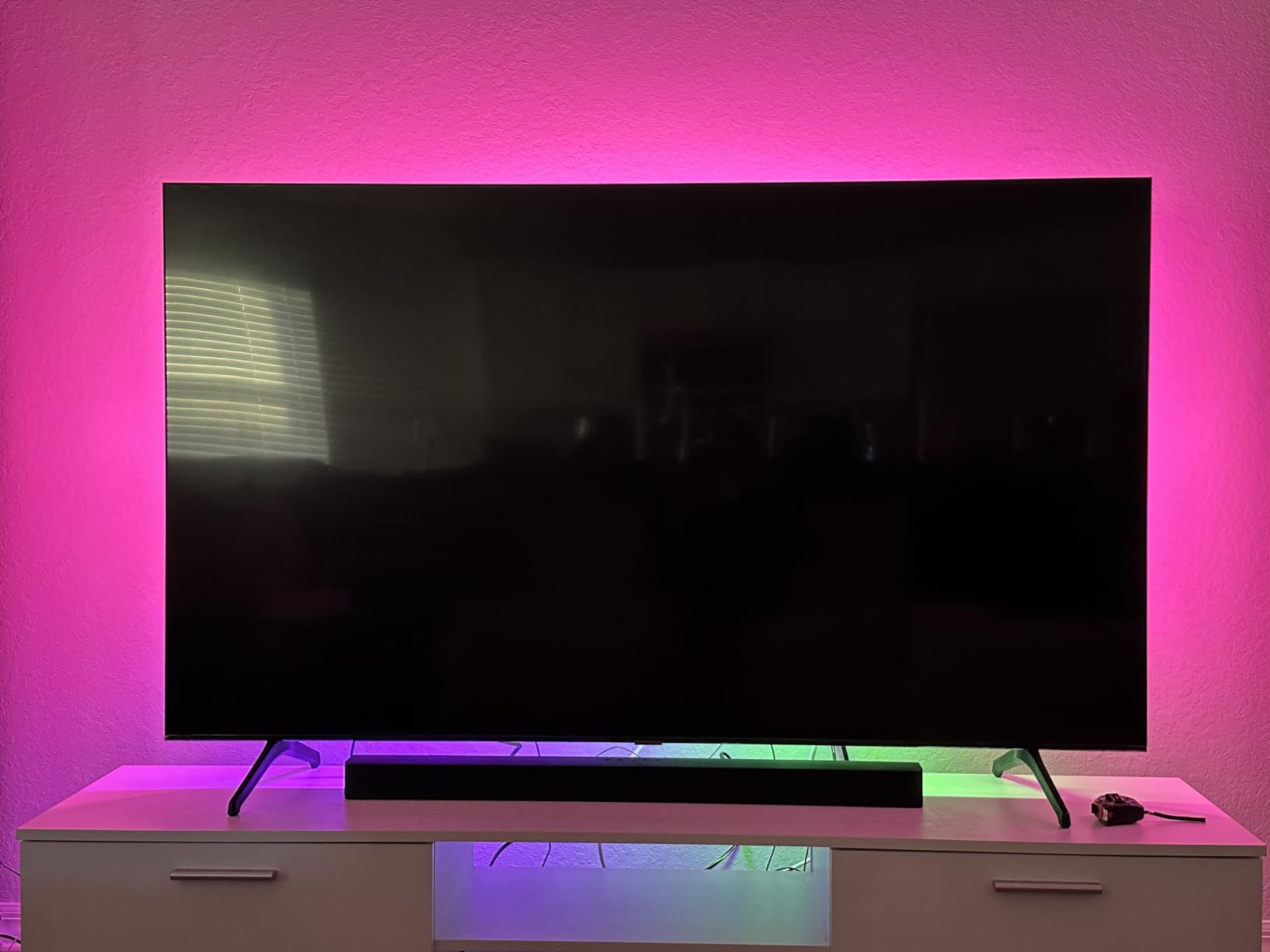 Philips Hue Play Gradient 65 Philips Hue Play Gradient 65