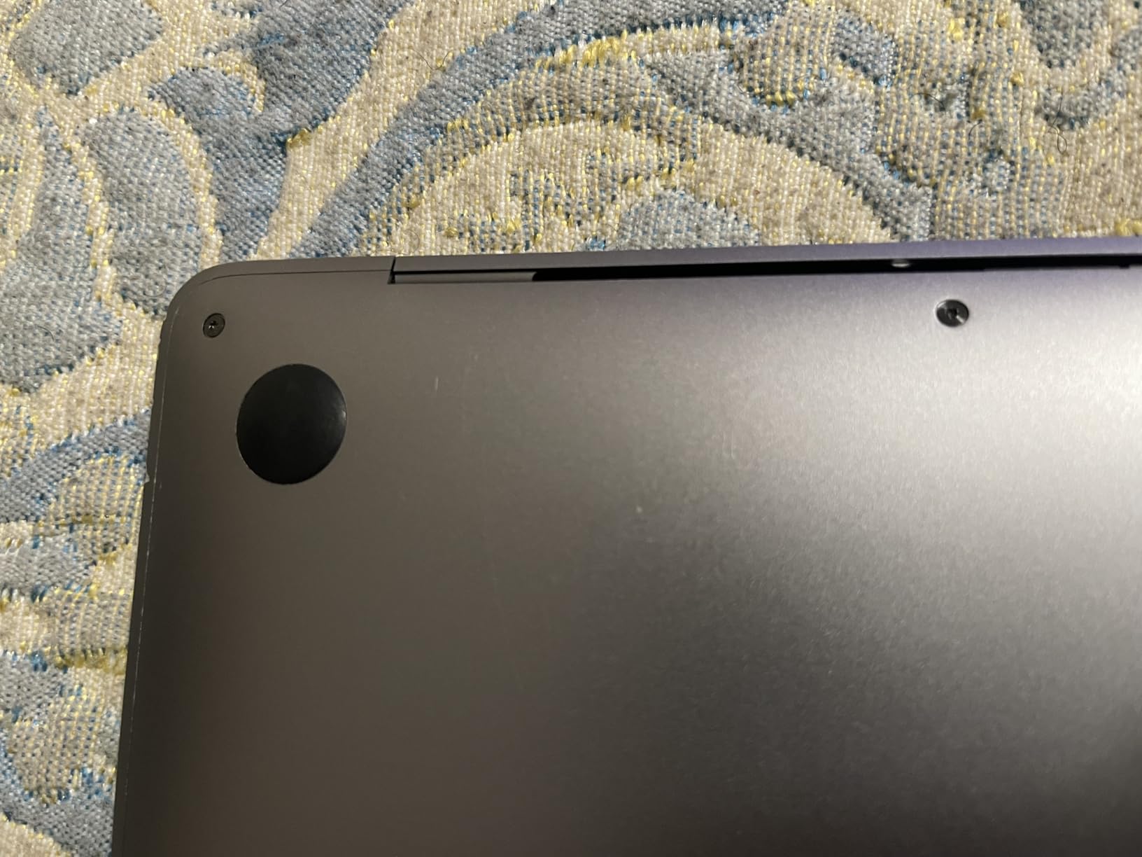 Apple MacBook Air Late 2020 with Apple M1 Chip (13.3 inch, 8GB RAM, 256GB SSD) Space Gray (Renewed) - Customer Photo 2