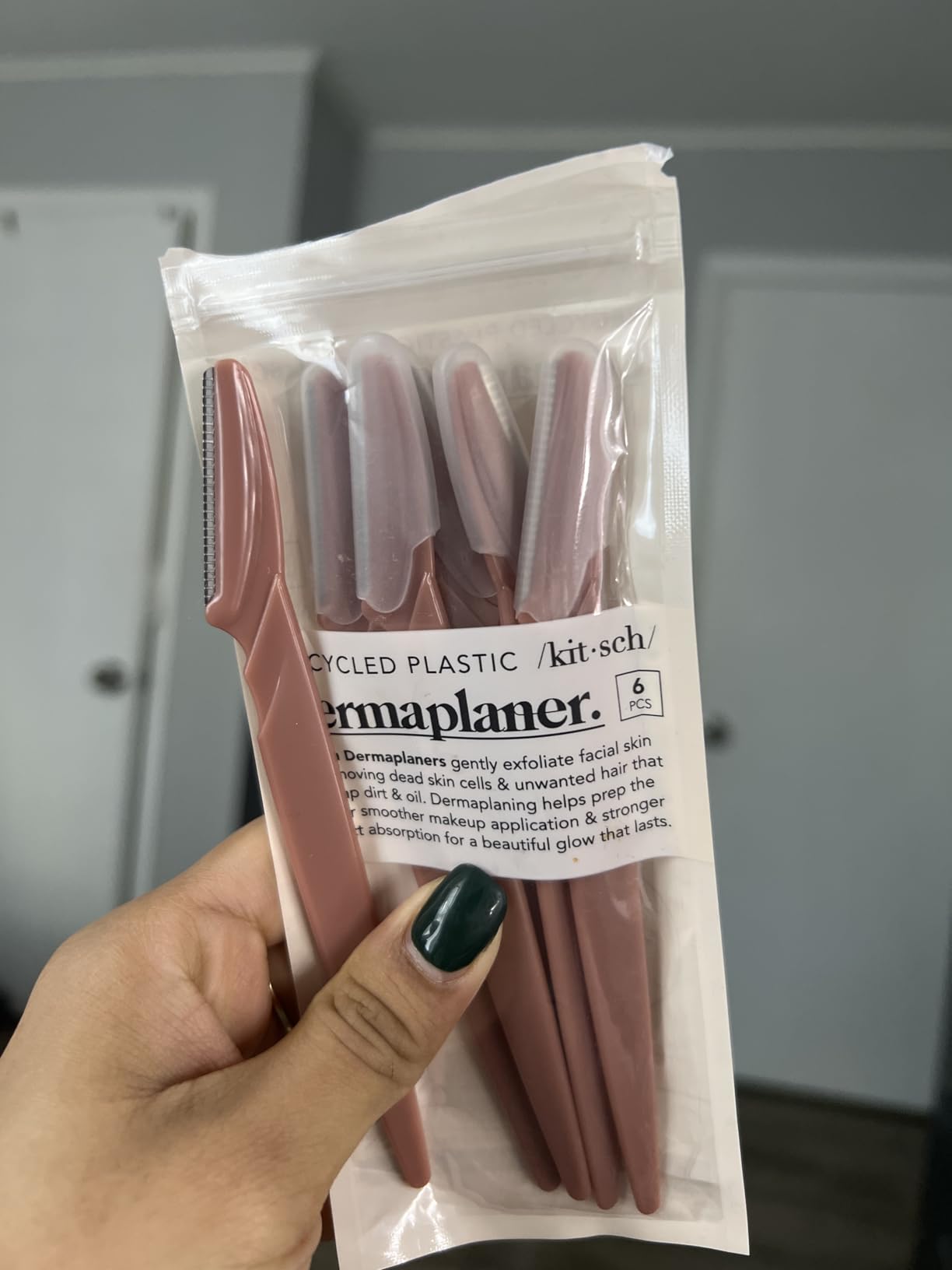 Kitsch Dermaplane Razor for Women Face – Face Razors for Women & Men, Eyebrow Trimmer & Face Shaver – Exfoliating Facial Razor & Skin Care Tool for Smoother Skin - Customer Photo 2