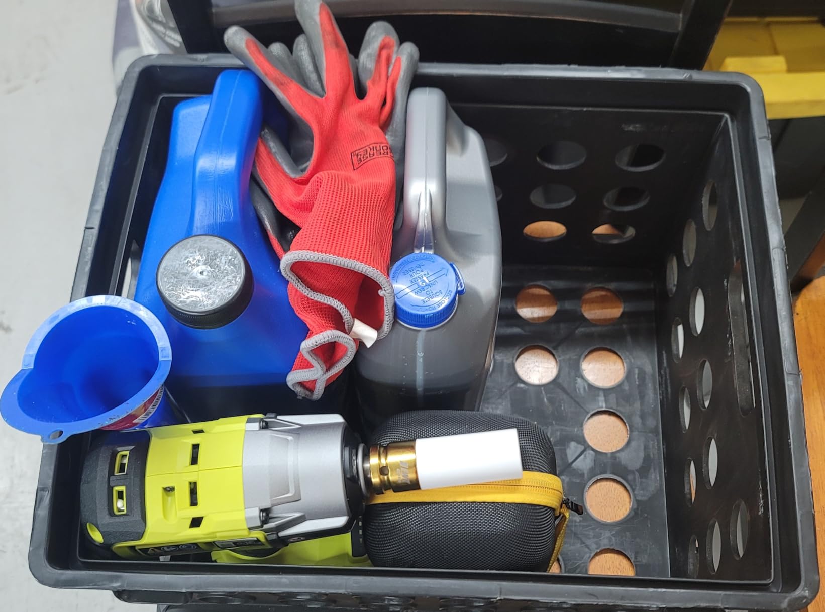 RYOBI - ONE+ HP 18V Brushless Cordless 4-Mode ½ in. Impact Wrench (Tool Only) - P262 - Customer Photo 2