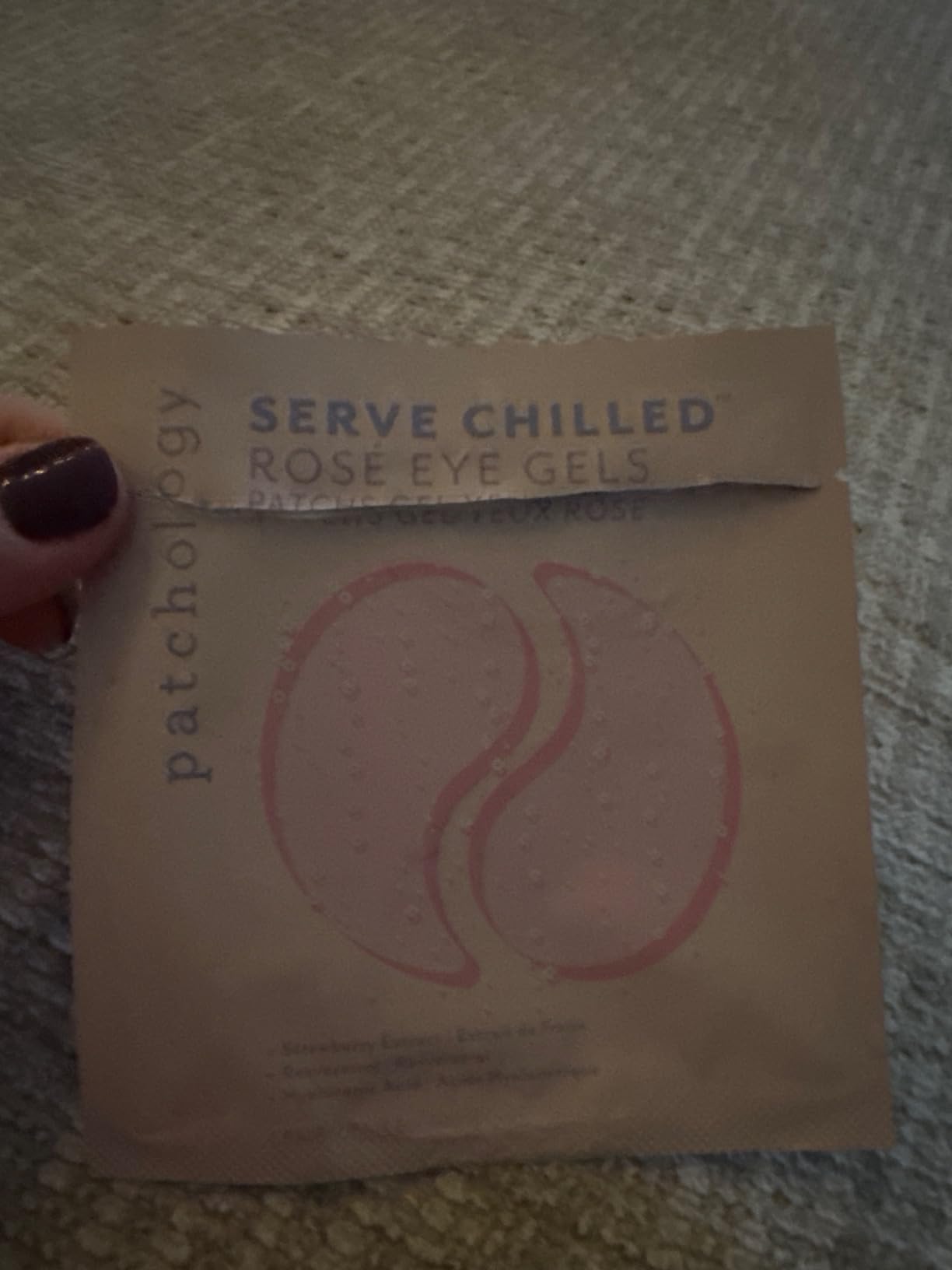 Patchology Serve Chilled Rosé Under Eye Patches for Puffy Eyes, Dark Circles & Wrinkles, Undereye Gel Patches w/Hyaluronic Acid & Antioxidants, Christmas Gifts & Stocking Stuffers for Teens (5 Pairs) - Customer Photo 3