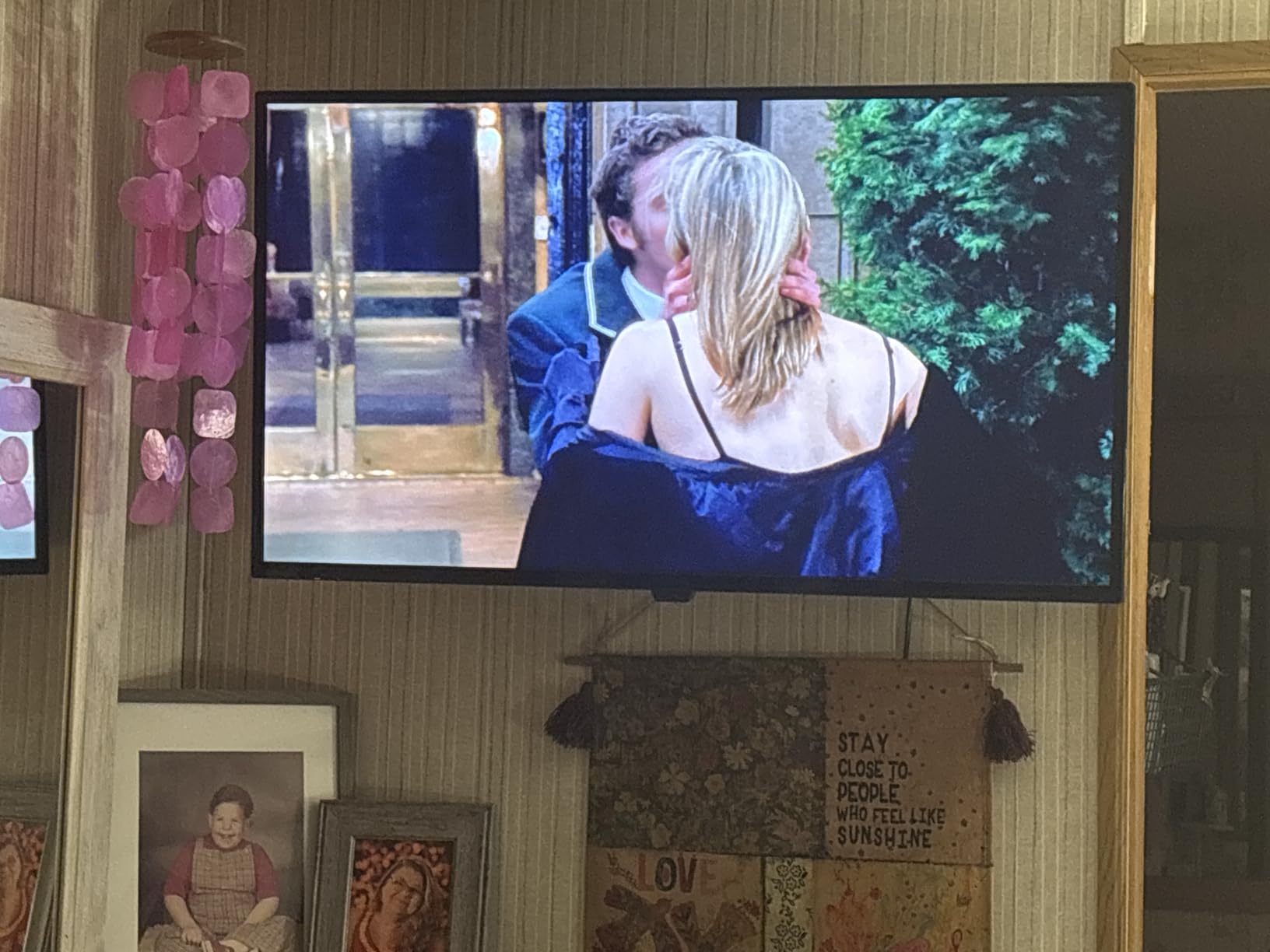 Solange & Frances Wind Chimes for Outside – Natural White Capiz Shell Outdoor Wind Chime Garden Decor for Outside, Unique Gifts for Women Who Have Everything - Customer Photo 2