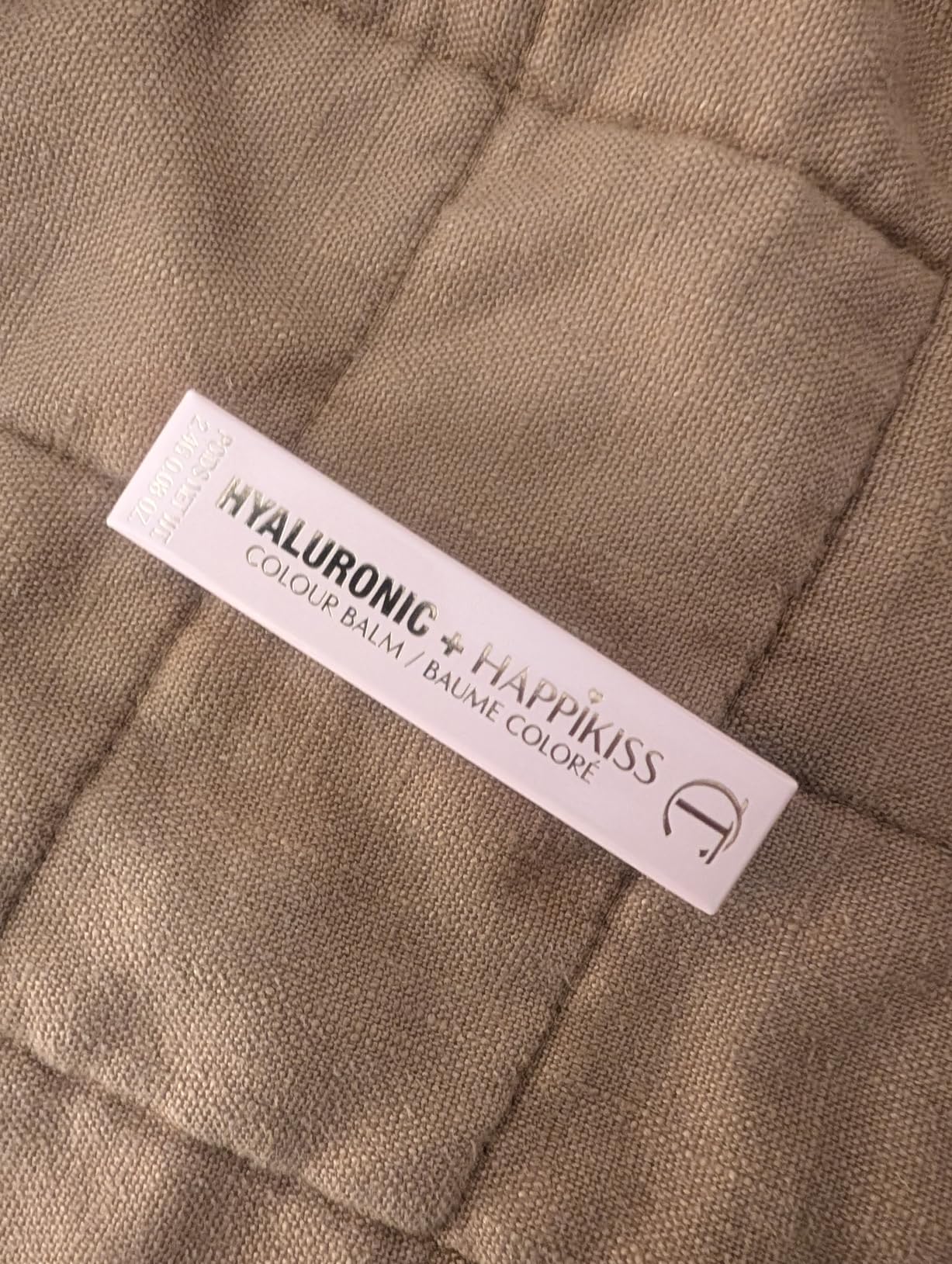 Charlotte Tilbury Hyaluronic Happikiss Lipstick Balm - High-Shine, Hydrating Lipstick Balm with Dewy, Juicy Color - Leaves Lips Fuller-Looking, Plump & Nourished - Pillow Talk - Customer Photo 2