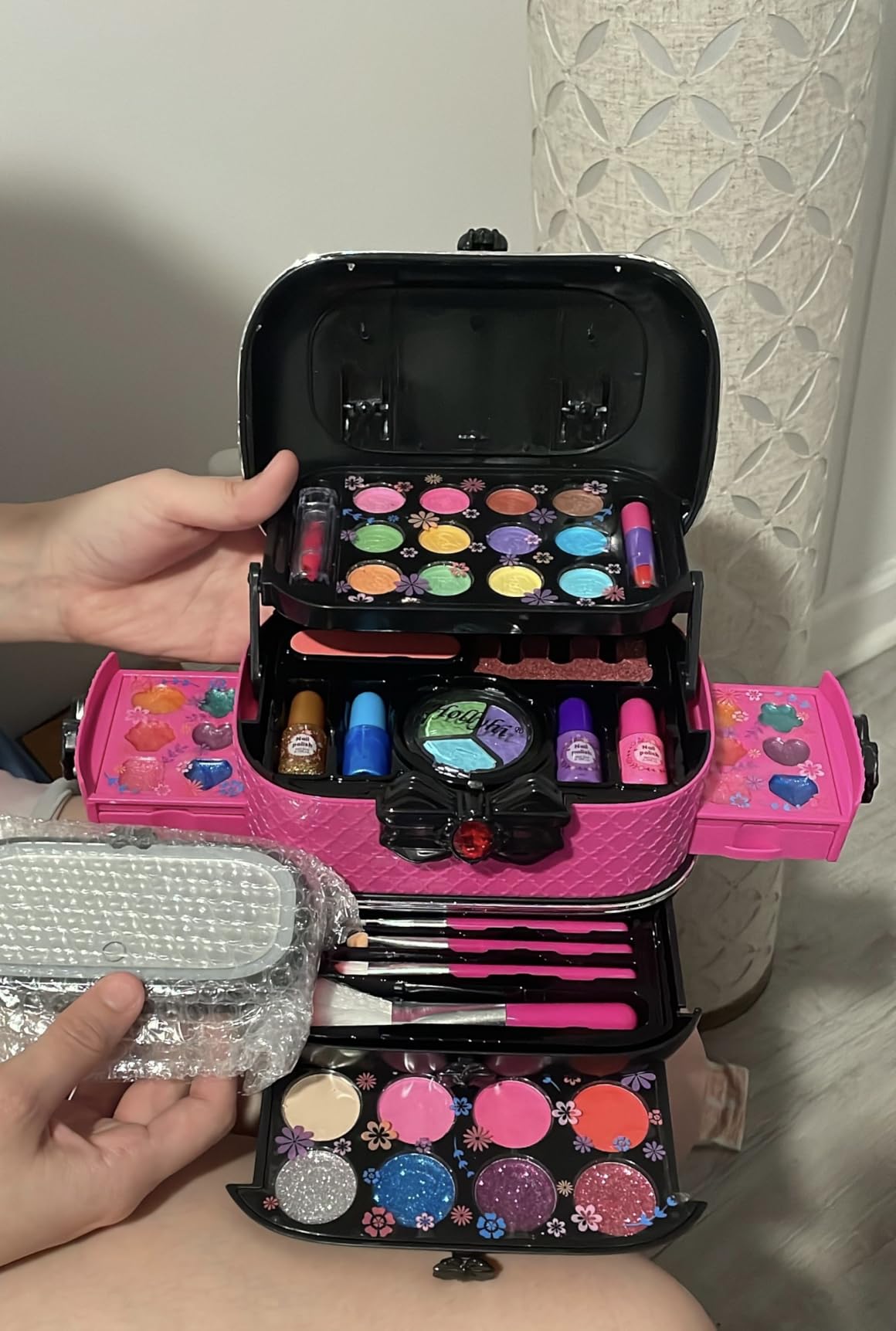 Hollyhi 58 Pcs Kids Makeup Kit for Girl, Princess Toys Real Washable Cosmetic Set with Mirror, Kids Makeup Sets for Girls, Play Make Up Birthday Gifts for 3 4 5 6 7 8 9 10 11 12 Years Old Kid (Rose) - Customer Photo 2