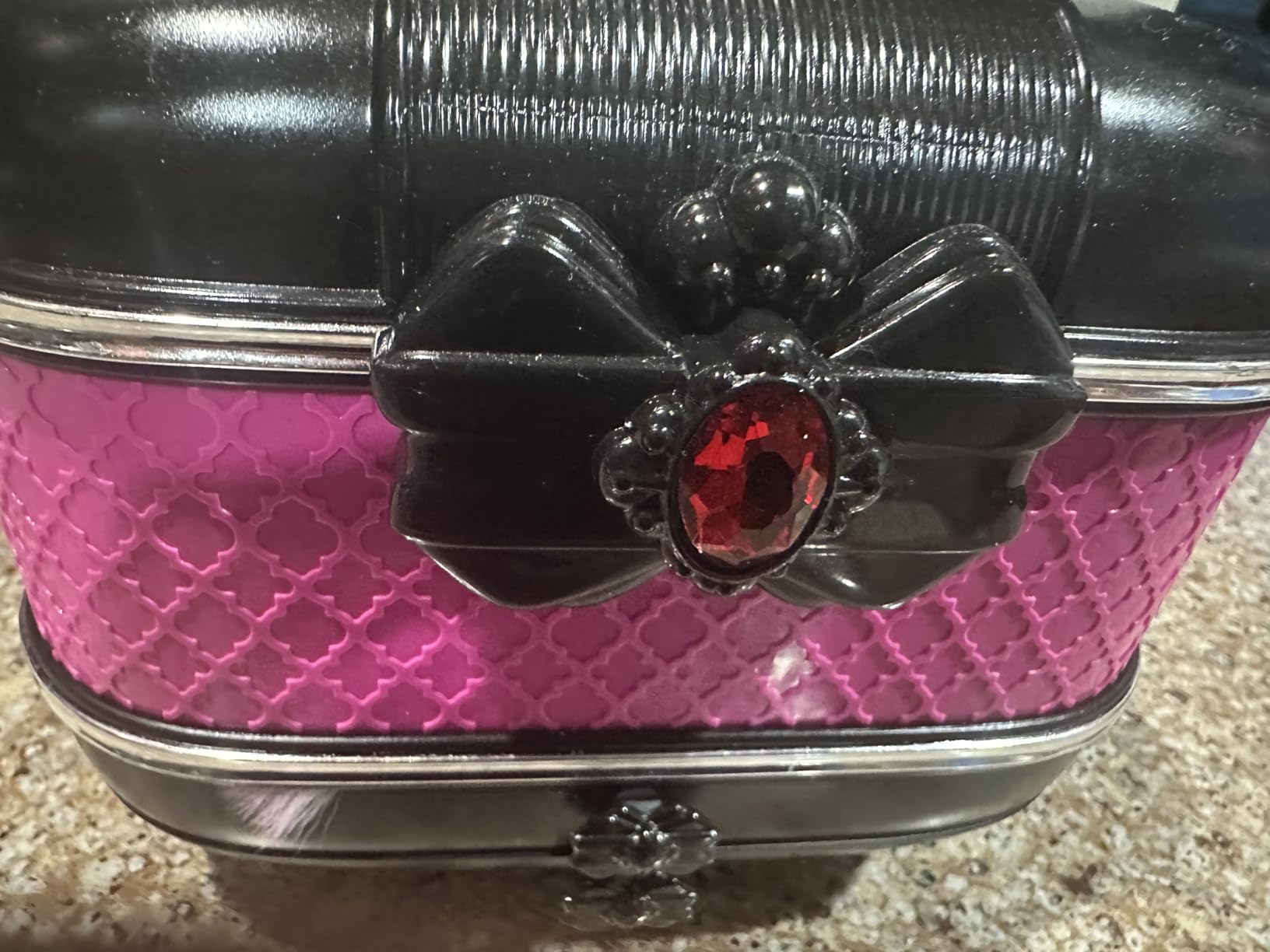 Hollyhi 58 Pcs Kids Makeup Kit for Girl, Princess Toys Real Washable Cosmetic Set with Mirror, Kids Makeup Sets for Girls, Play Make Up Birthday Gifts for 3 4 5 6 7 8 9 10 11 12 Years Old Kid (Rose) - Customer Photo 4