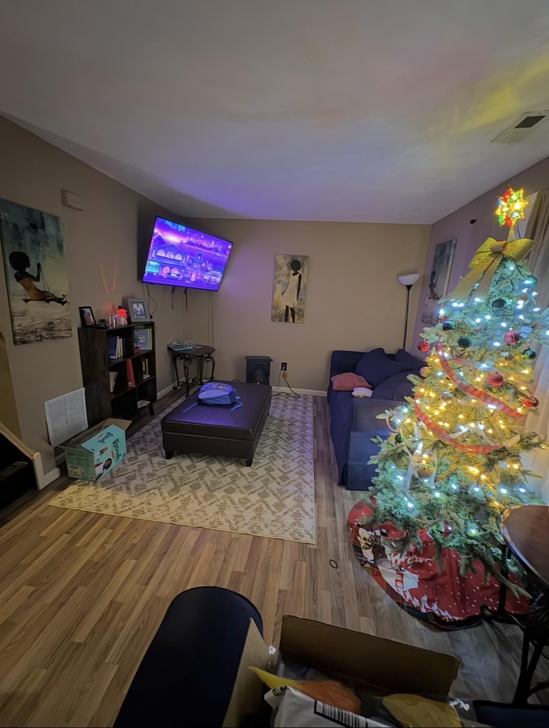 LEYAOYAO Cube Bookshelf 3 Tier Mid-Century Rustic Brown Modern Bookcase with Legs,Retro Wood Bookshelves Storage Organizer Shelf,Freestanding Open Book Shelves for Bedroom,Living Room,Office - Customer Photo 1