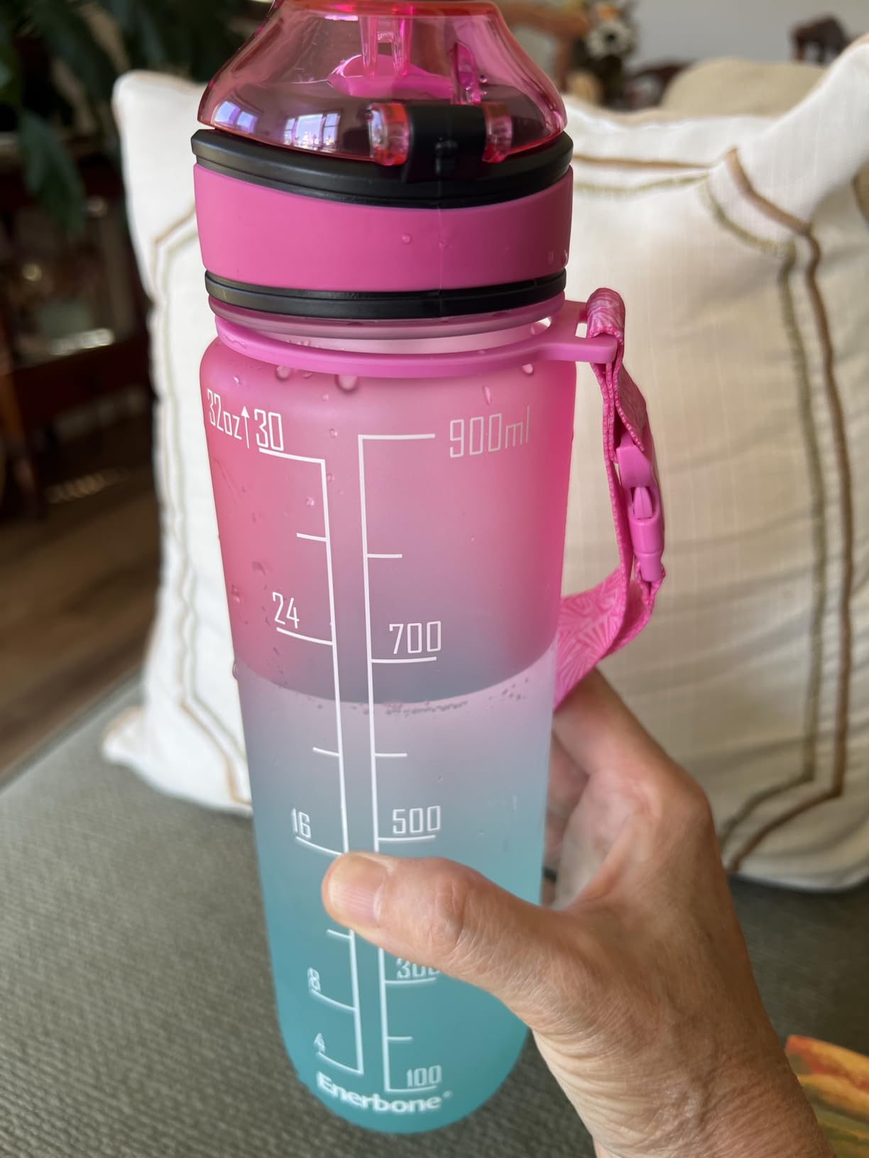 Enerbone 32 oz Drinking Water Bottle with Times to Drink and Straw, Motivational with Carrying Strap, Leakproof BPA & Toxic Free, Ensure You Drink Enough Water for Fitness Gym Outdoor Customer Review Enerbone 32 oz Drinking Water Bottle with Times to Drink and Straw, Motivational with Carrying Strap, Leakproof BPA & Toxic Free, Ensure You Drink Enough Water for Fitness Gym Outdoor - Customer Photo 1