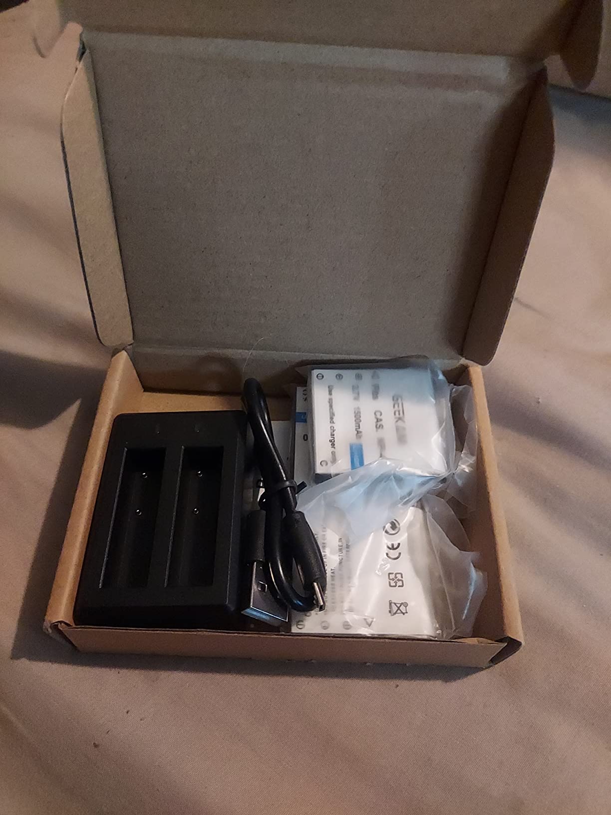 NP-40 Battery Pack, 1500mAh Rechargeable Battery(3-Pack) with USB Dual Charger for Video Camera Camcorders Compatible with Casio NP-40 (Not for Fujifilm NP40) - Customer Photo 2