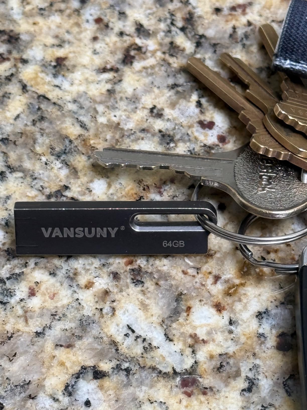 Vansuny 64GB Flash Drive Metal Waterproof USB Drive USB 3.0 Ultra High Speed Memory Stick, Portable Thumb Drive for PC/Tablets/Mac/Laptop Customer Review Vansuny 64GB Flash Drive Metal Waterproof USB Drive USB 3.0 Ultra High Speed Memory Stick, Portable Thumb Drive for PC/Tablets/Mac/Laptop - Customer Photo 1